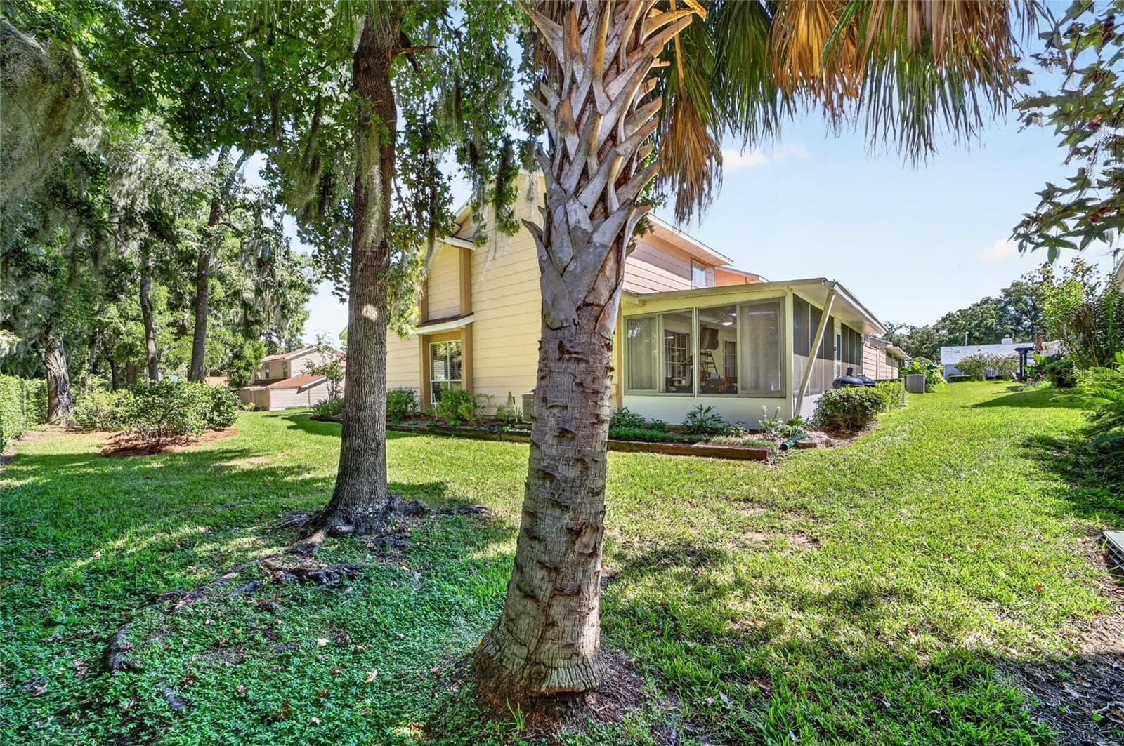 Townhouse at 2331 SE 19TH CIR, OCALA, photo 50 of 60