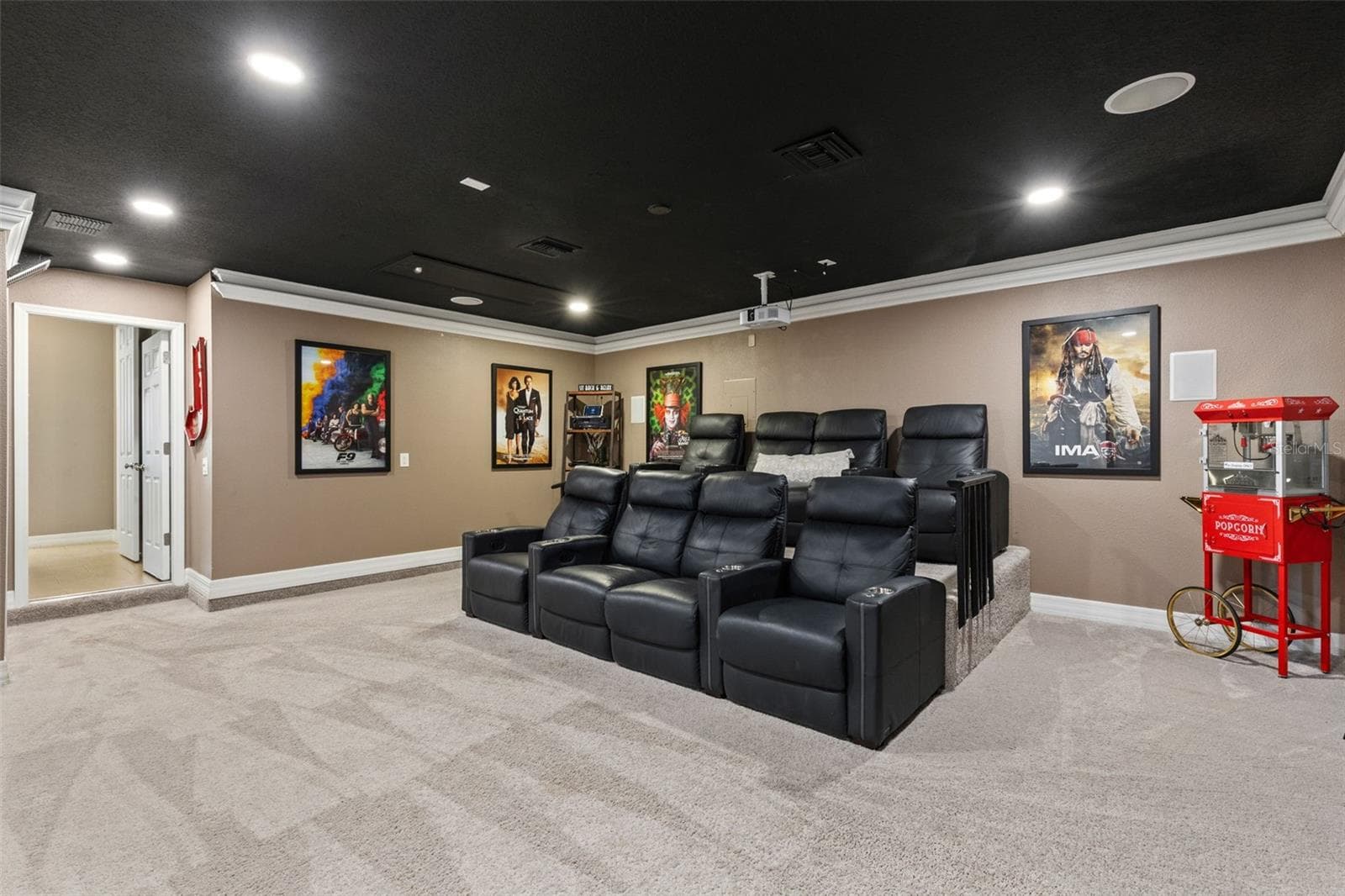 Single Family Residence at 7904 PLUM BLOSSOM CT, KISSIMMEE, photo 14 of 39