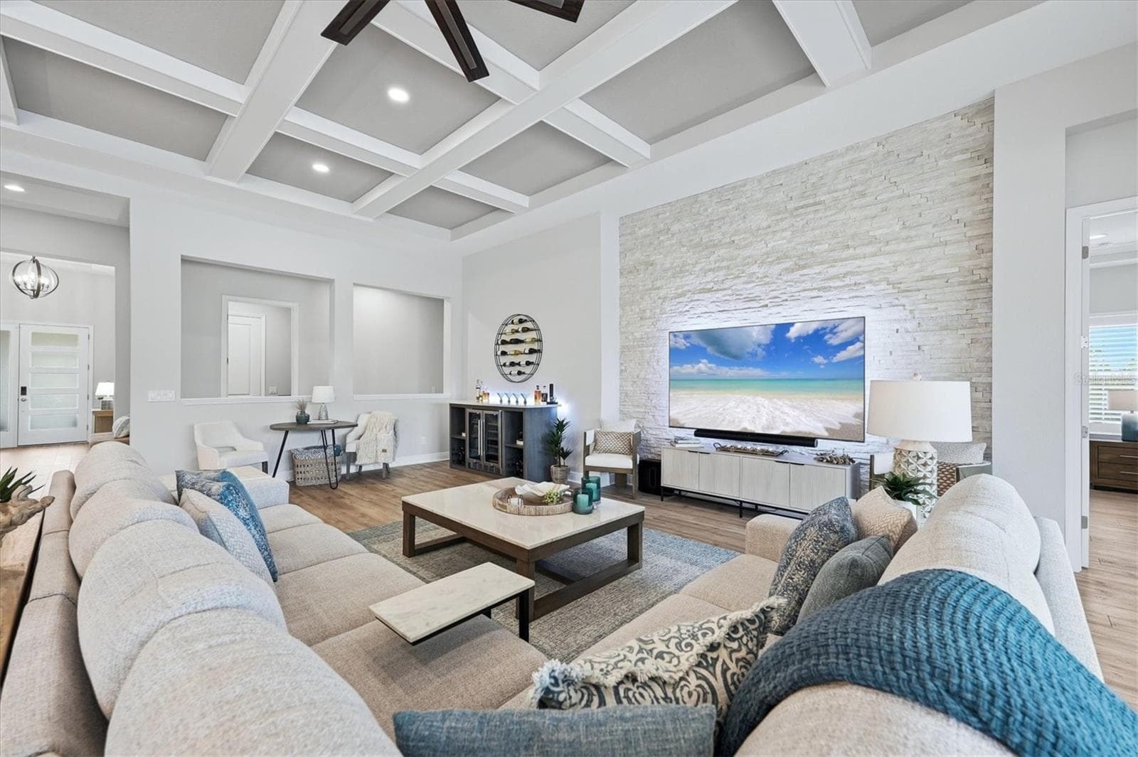 Living Room - 11564 GLEAMING TER, VENICE
