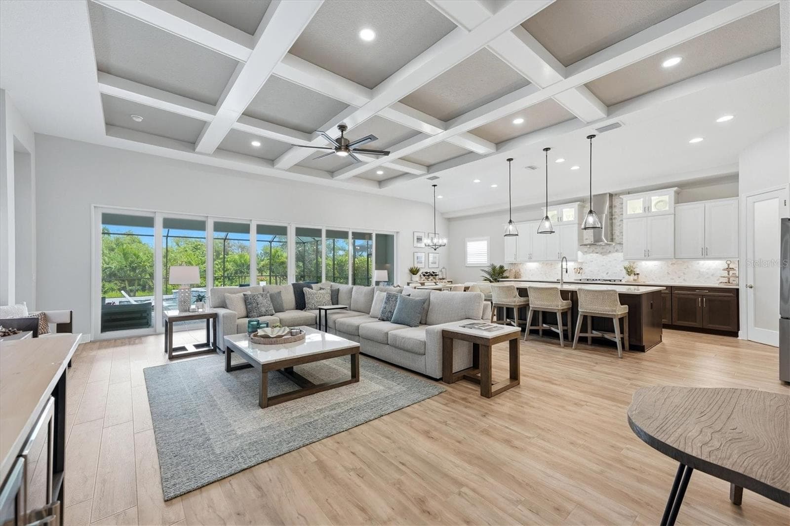 Living Room - 11564 GLEAMING TER, VENICE