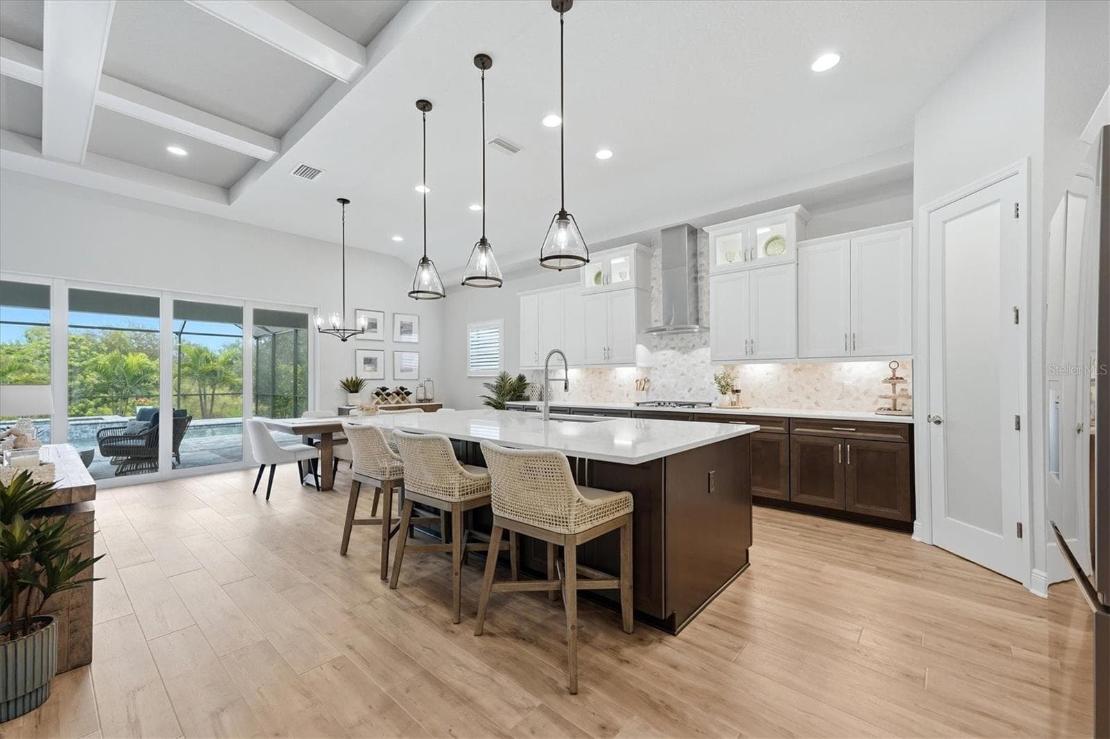 Kitchen - 11564 GLEAMING TER, VENICE