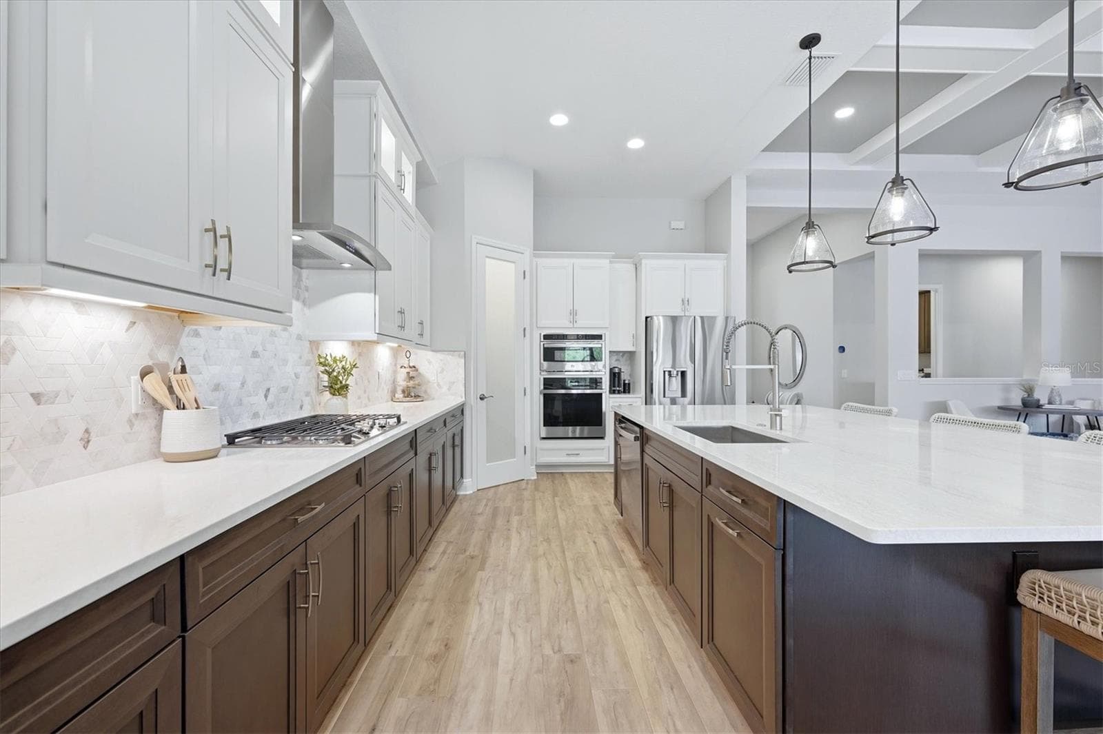 Kitchen - 11564 GLEAMING TER, VENICE