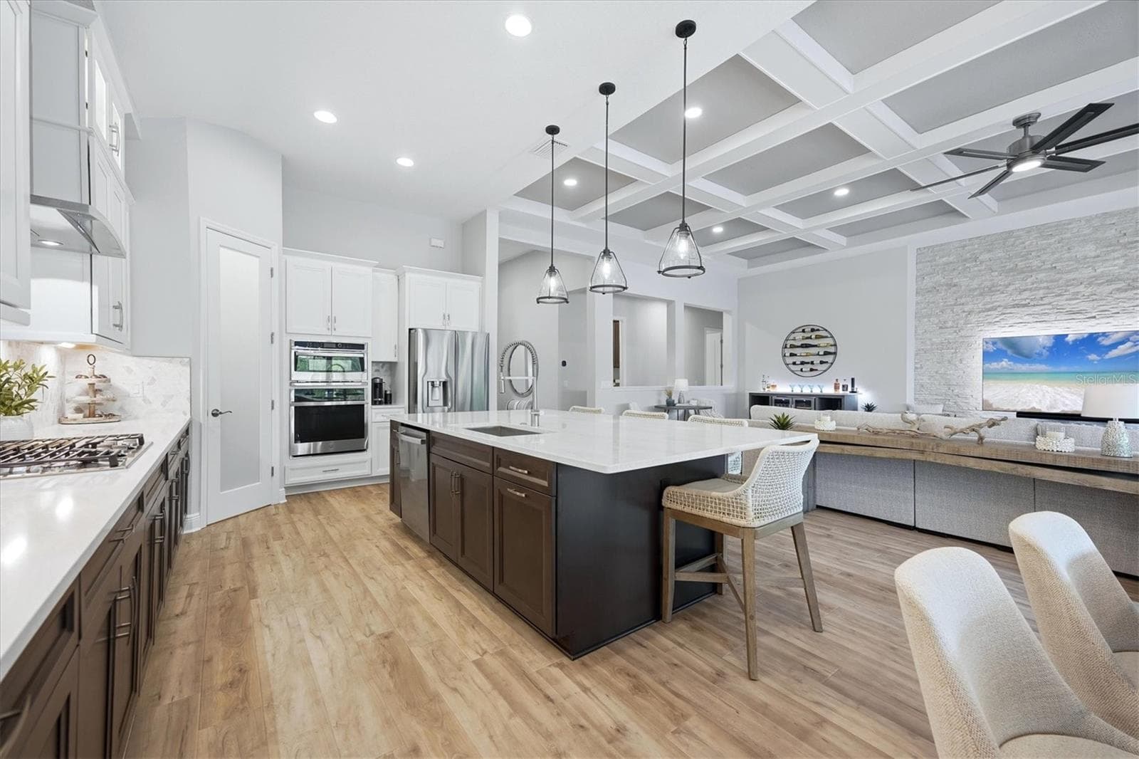 Kitchen - 11564 GLEAMING TER, VENICE
