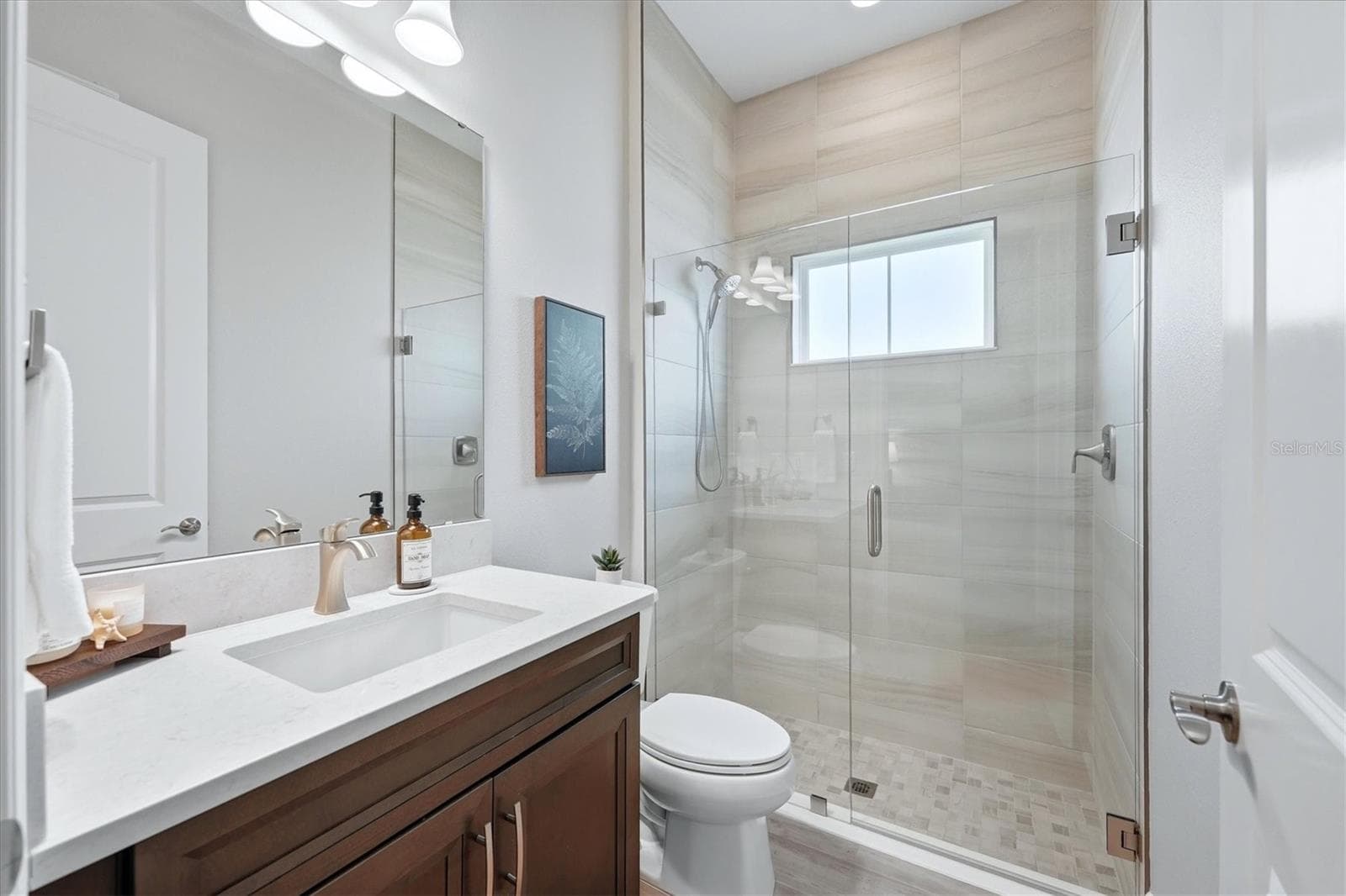 Bathroom #2 - 11564 GLEAMING TER, VENICE