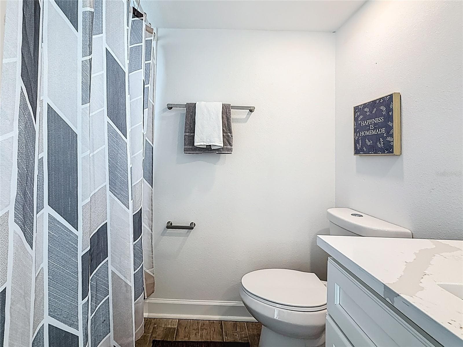 Condominium at 4550 COVE CIR #106, ST PETERSBURG, photo 24 of 34