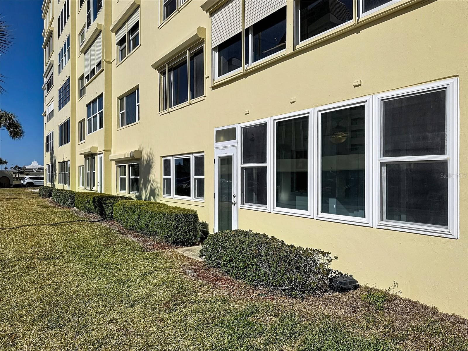 Condominium at 4550 COVE CIR #106, ST PETERSBURG, photo 32 of 34