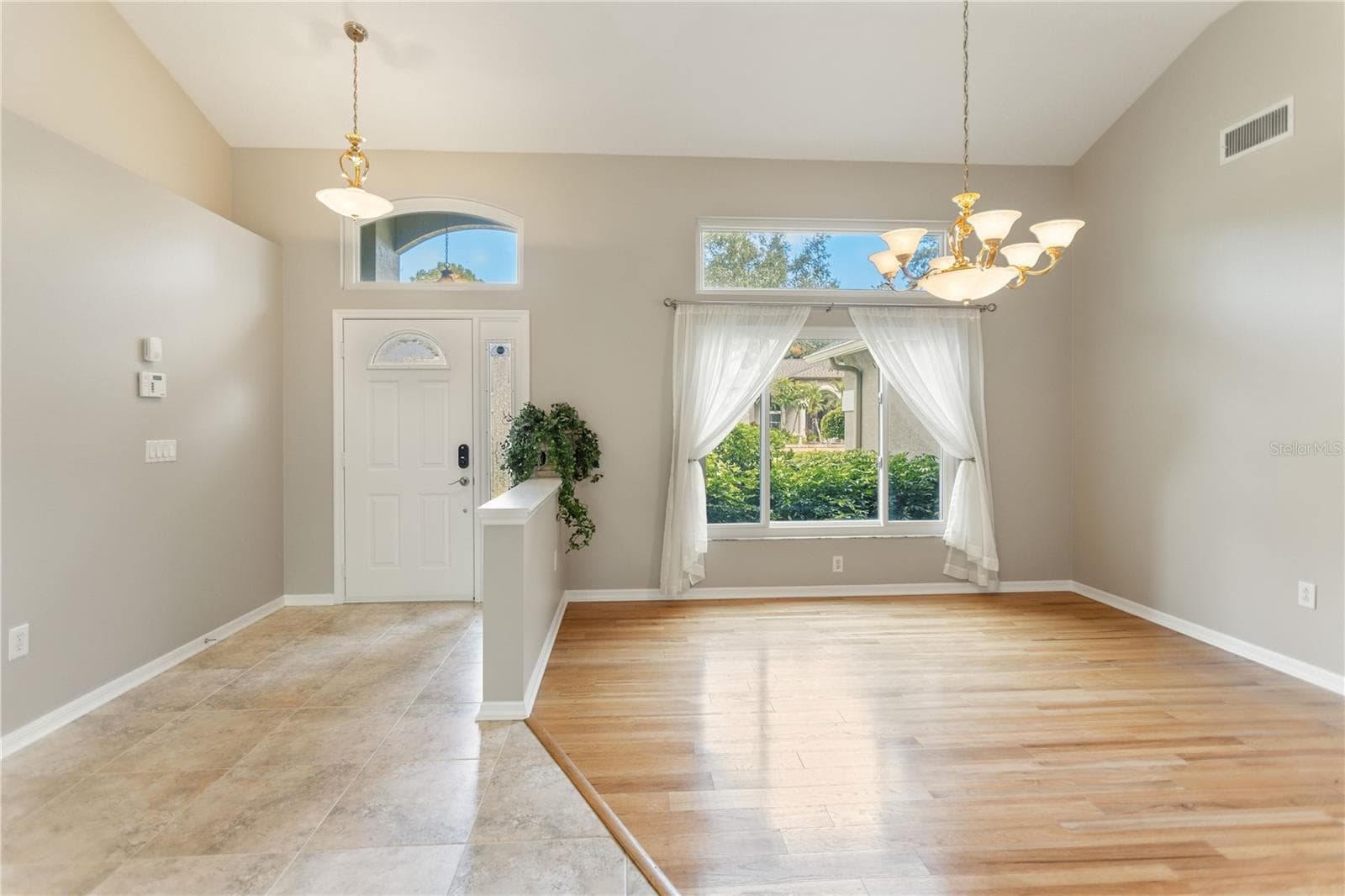 Single Family Residence at 28402 OPENFIELD LOOP, WESLEY CHAPEL, photo 9 of 55