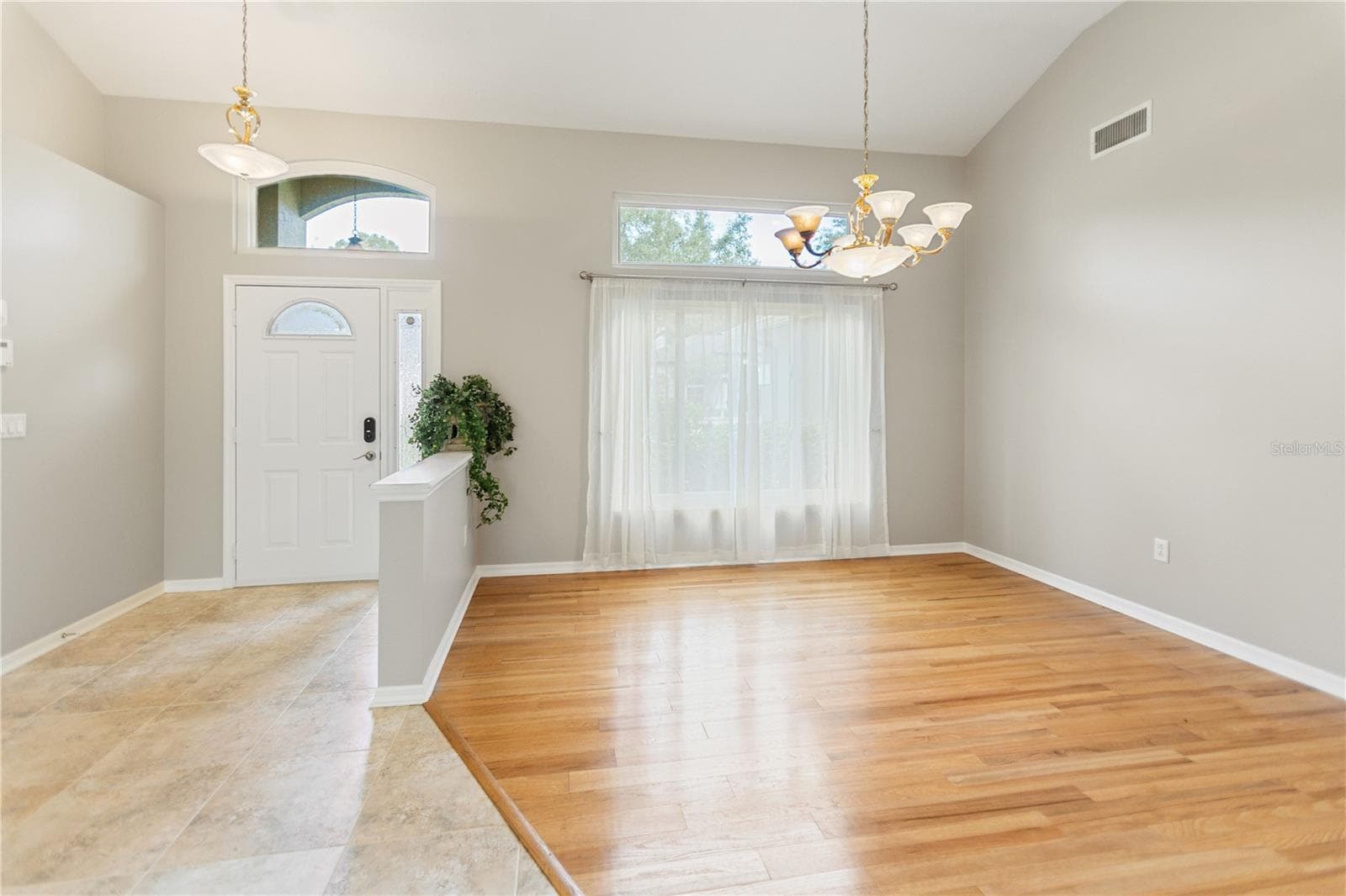 Single Family Residence at 28402 OPENFIELD LOOP, WESLEY CHAPEL, photo 12 of 55