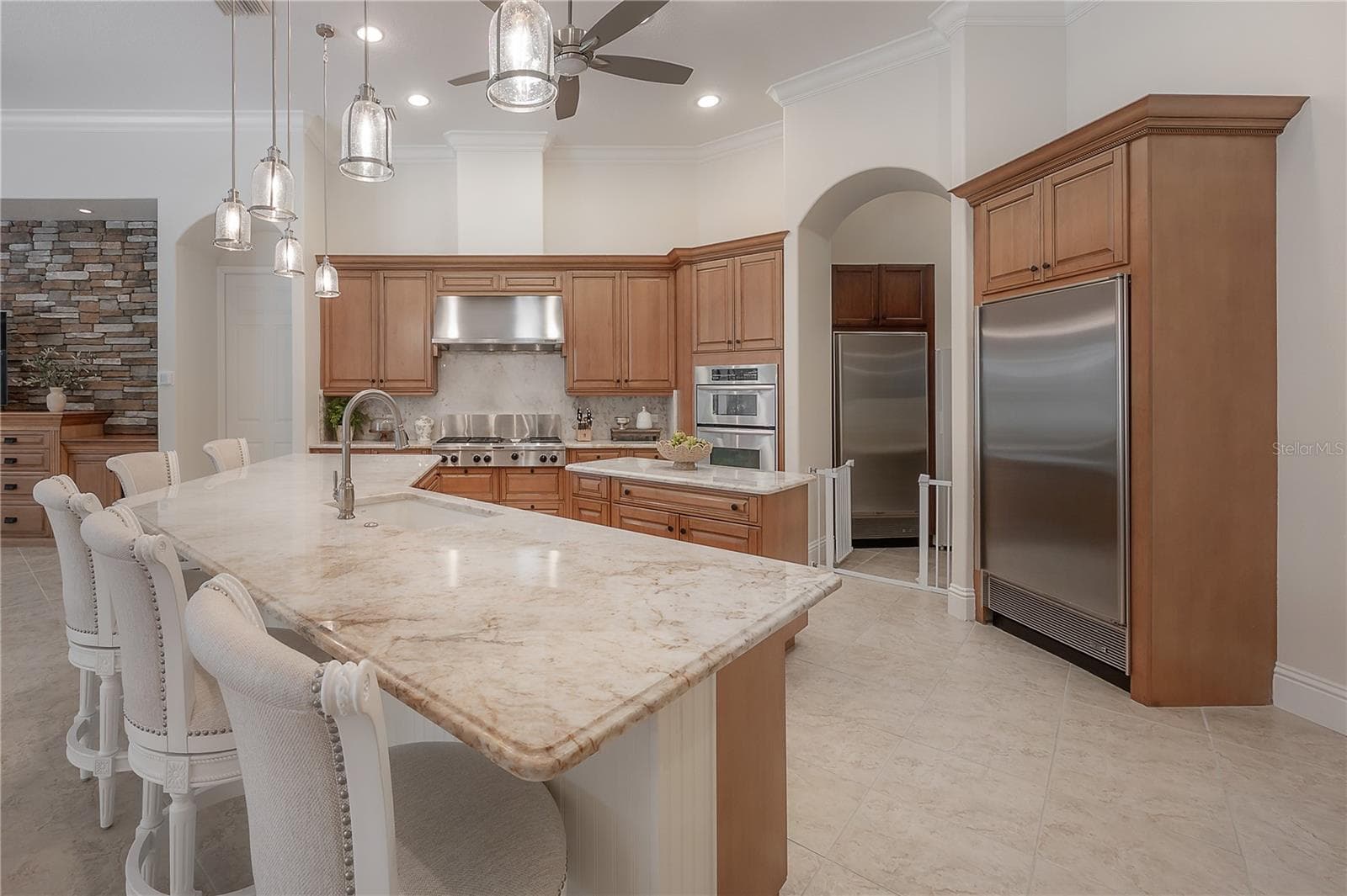 Single Family Residence at 21228 QUIET HAVEN CT, LAND O LAKES, photo 9 of 64