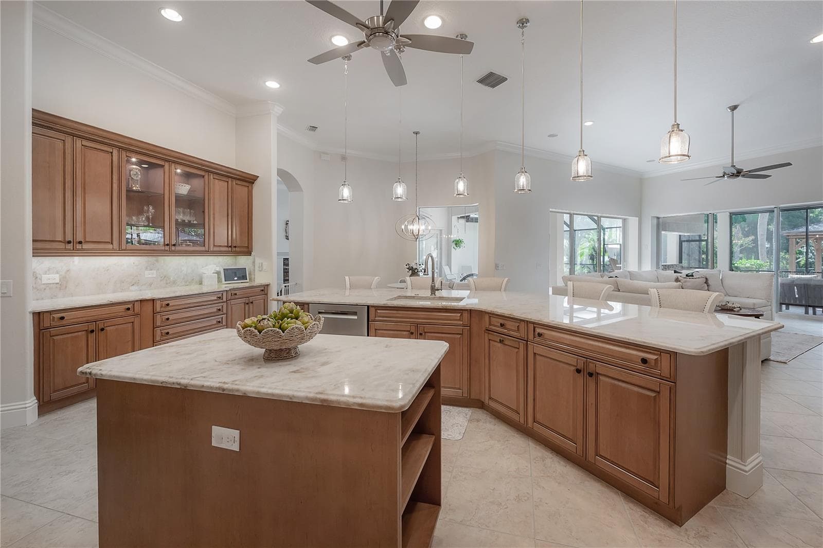 Single Family Residence at 21228 QUIET HAVEN CT, LAND O LAKES, photo 10 of 64