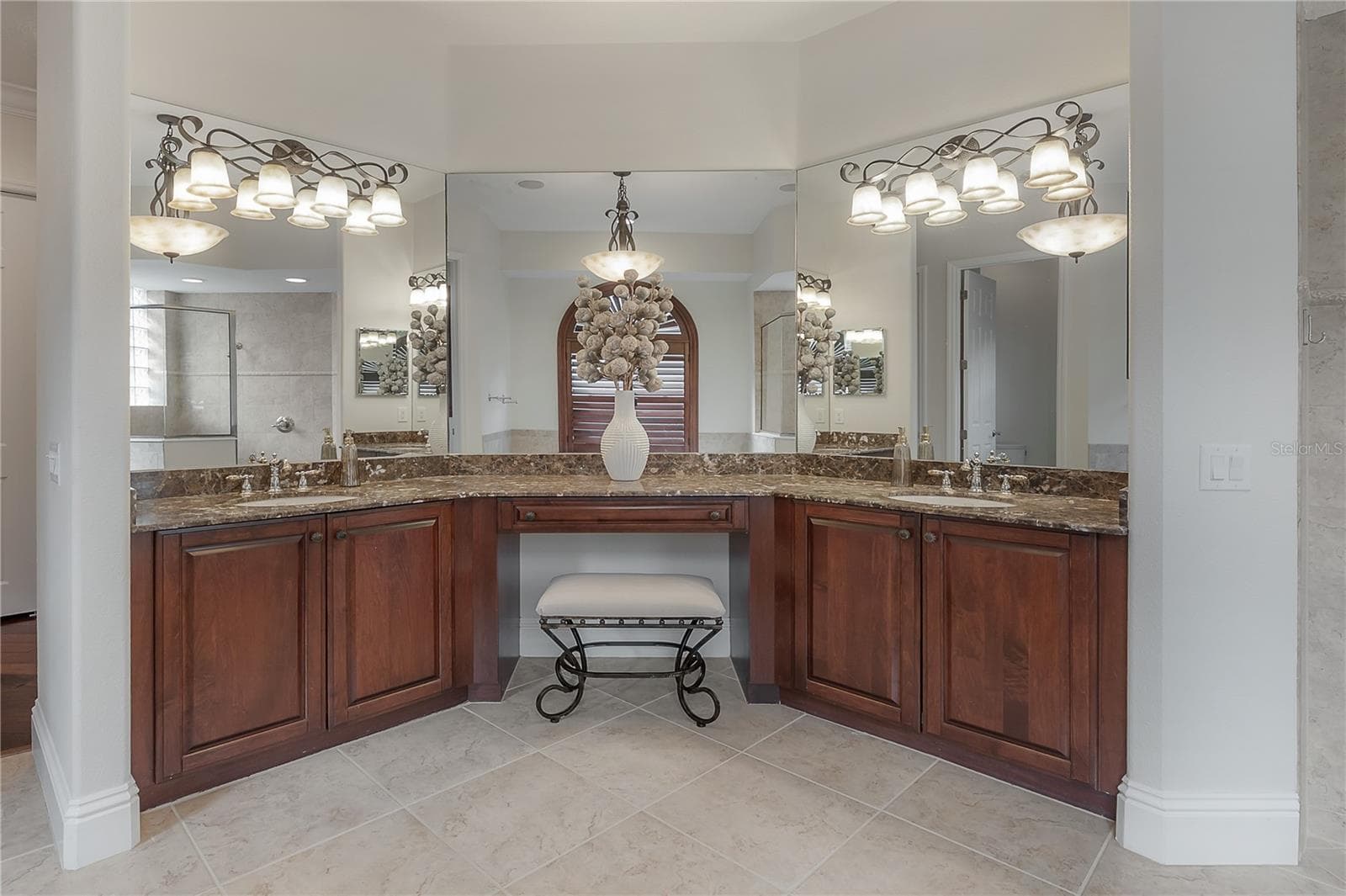 Single Family Residence at 21228 QUIET HAVEN CT, LAND O LAKES, photo 21 of 64