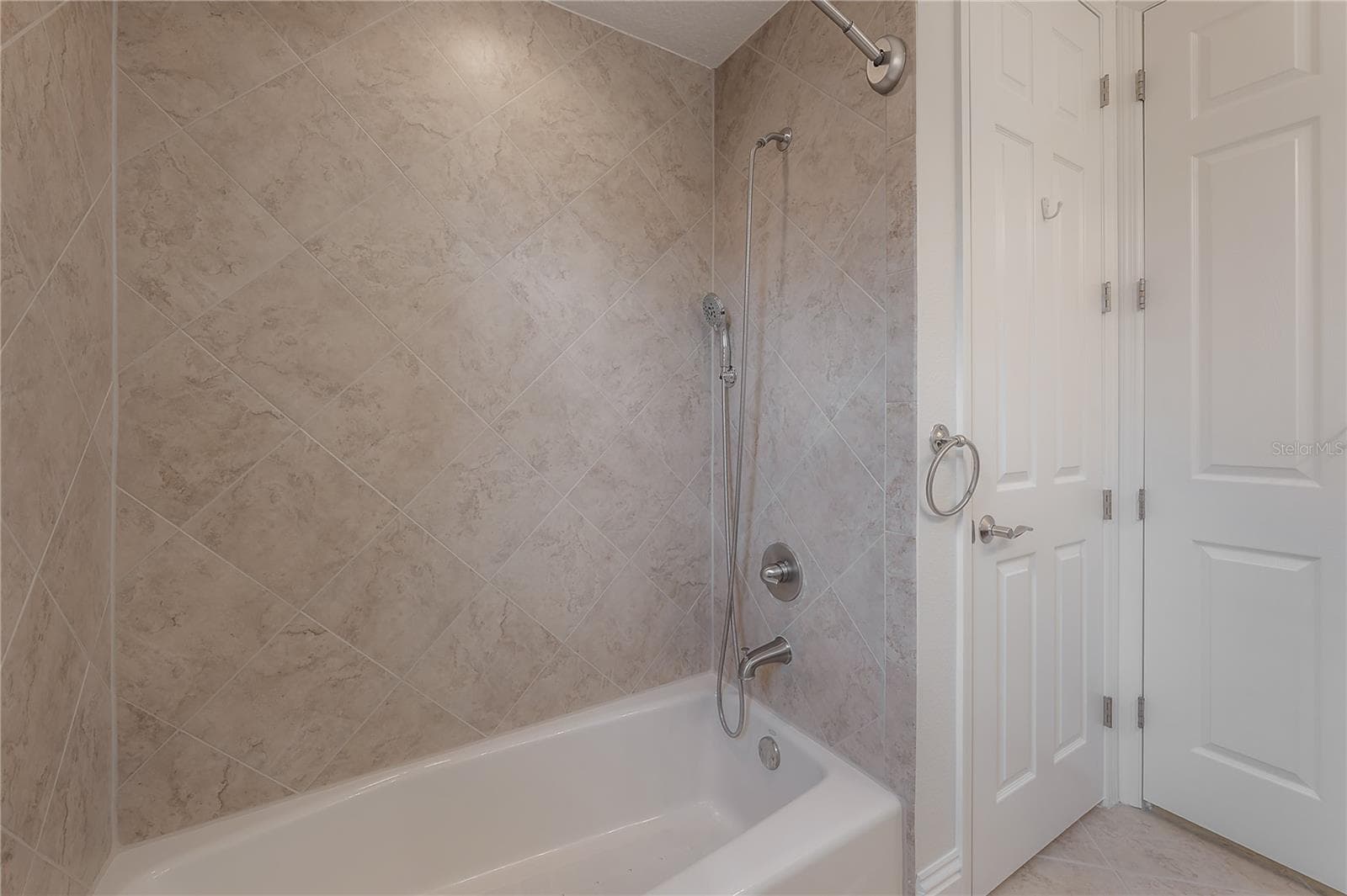 Single Family Residence at 21228 QUIET HAVEN CT, LAND O LAKES, photo 28 of 64