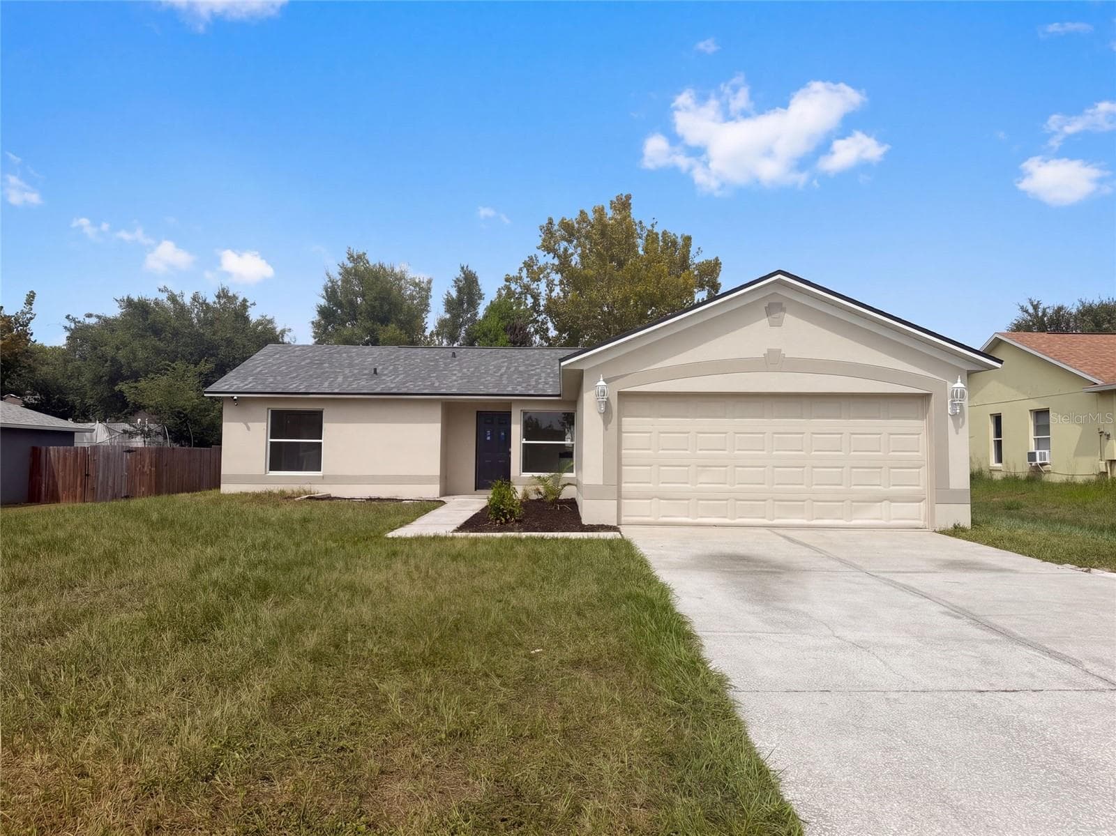 13319 CASPIAN LN