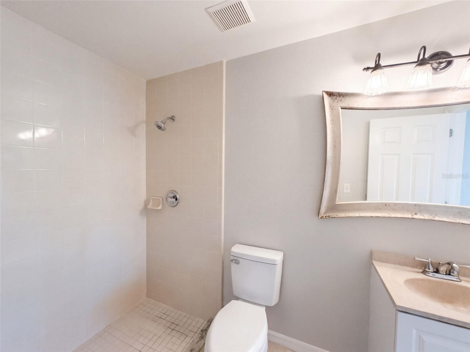 Single Family Residence at 13319 CASPIAN LN, CLERMONT, photo 16 of 19