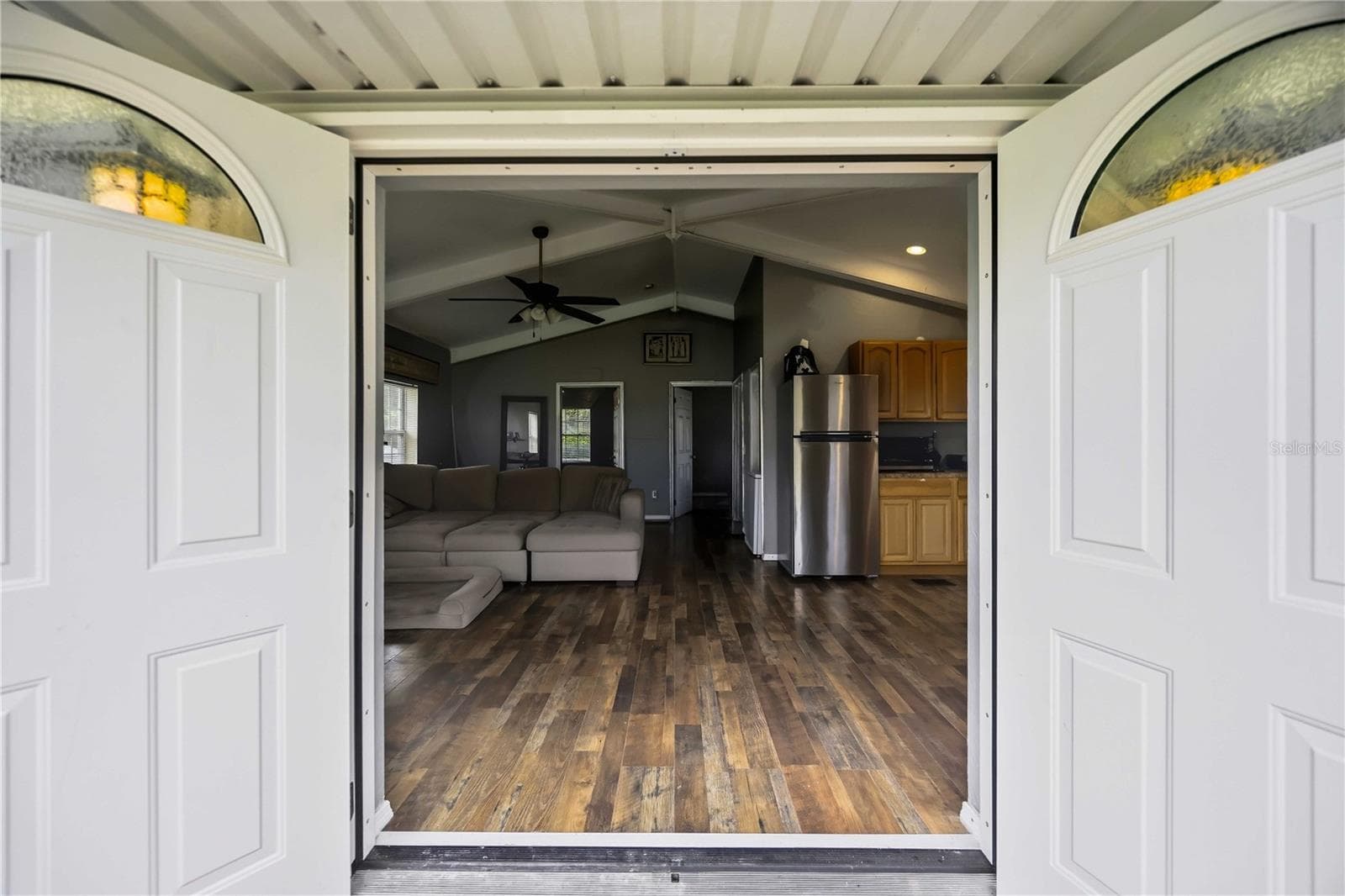 Single Family Residence at 408 W PALMETTO ST, ARCADIA, photo 6 of 39