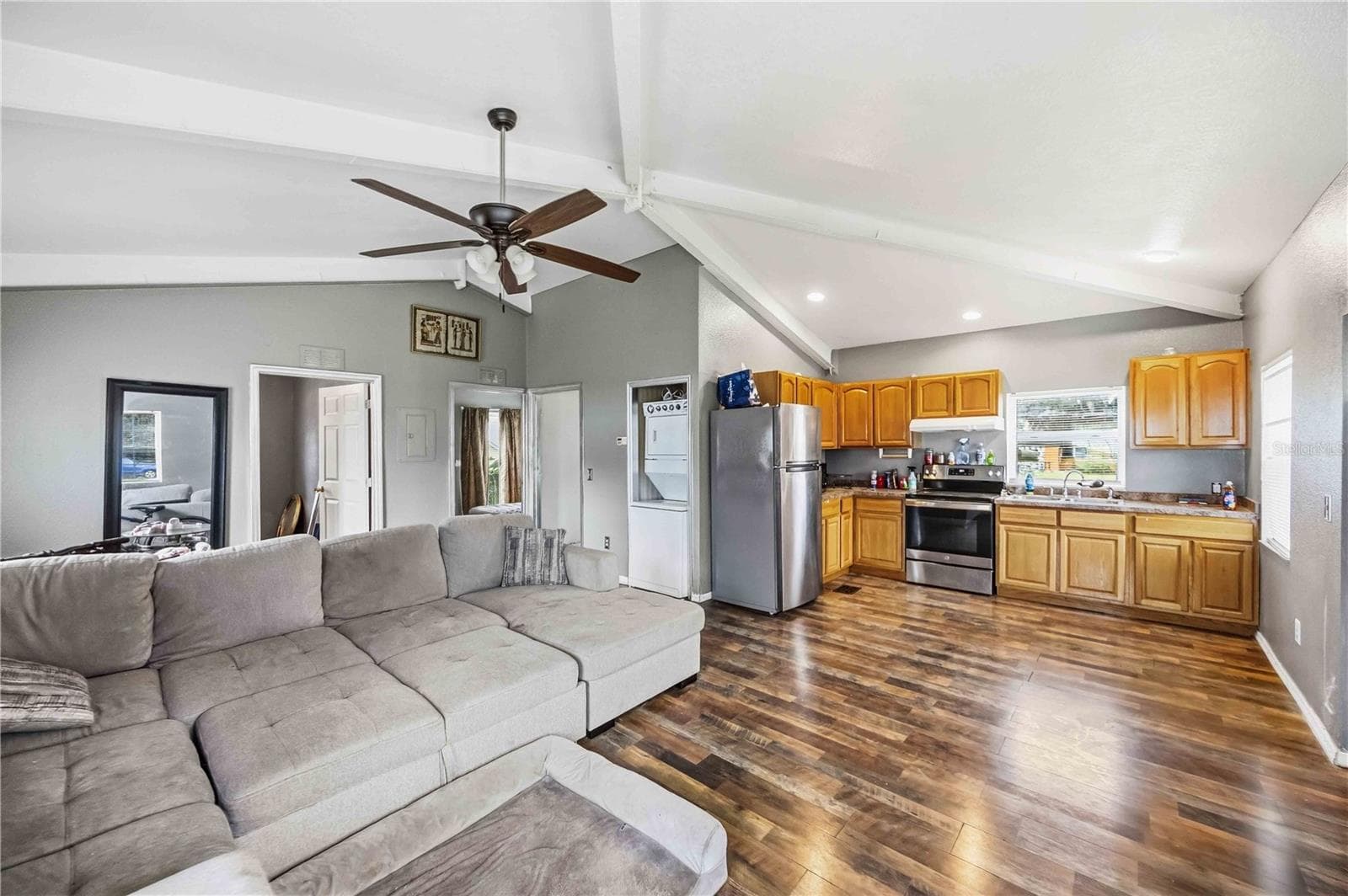 Single Family Residence at 408 W PALMETTO ST, ARCADIA, photo 8 of 39