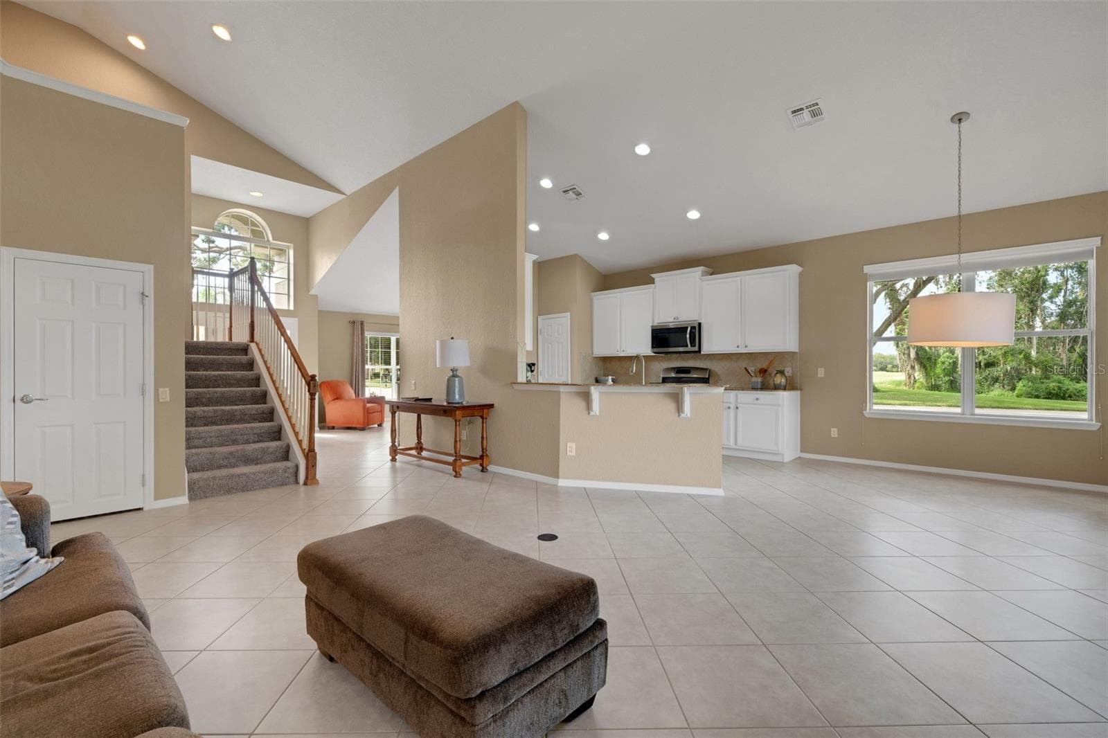 Single Family Residence at 336 DEL SOL AVE, DAVENPORT, photo 15 of 81