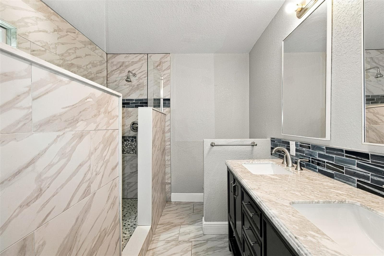 Single Family Residence at 348 HARTWOOD AVE, SPRING HILL, photo 13 of 21