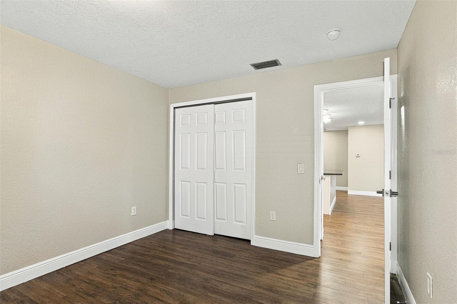 Single Family Residence at 348 HARTWOOD AVE, SPRING HILL, photo 16 of 21