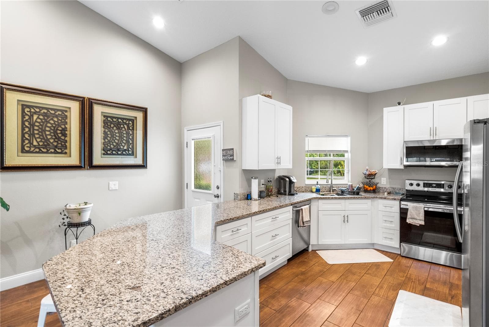 Single Family Residence at 1934 10TH AVE, DELAND, photo 16 of 52