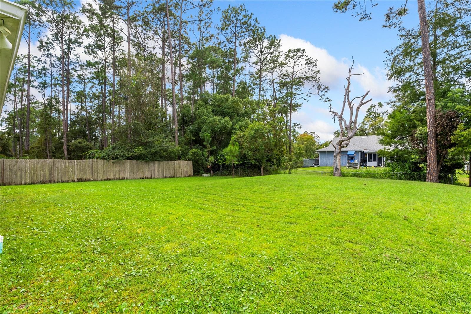 Single Family Residence at 1934 10TH AVE, DELAND, photo 38 of 52