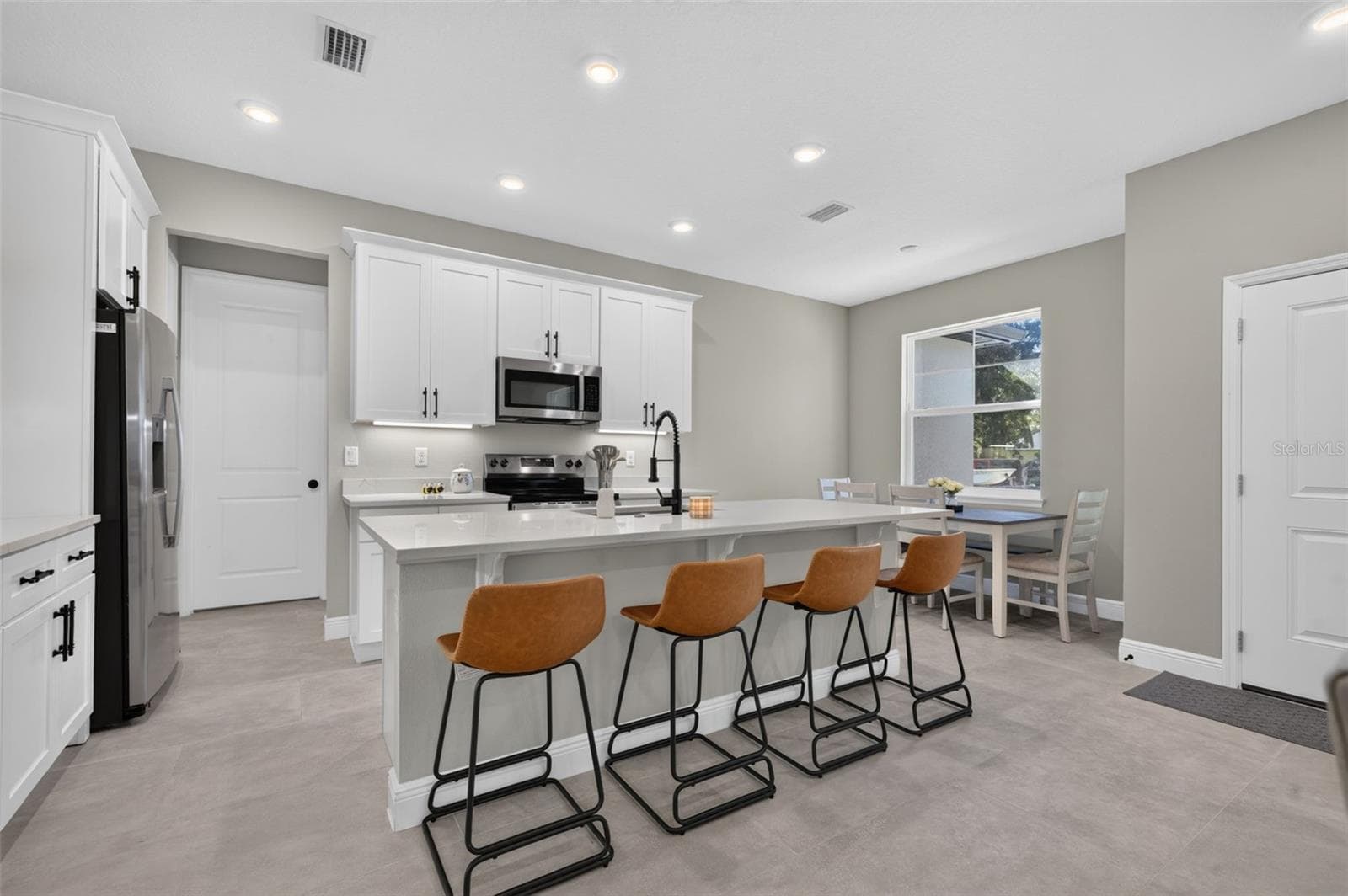 Single Family Residence at 1360 JAYCE CT, GENEVA, photo 6 of 19