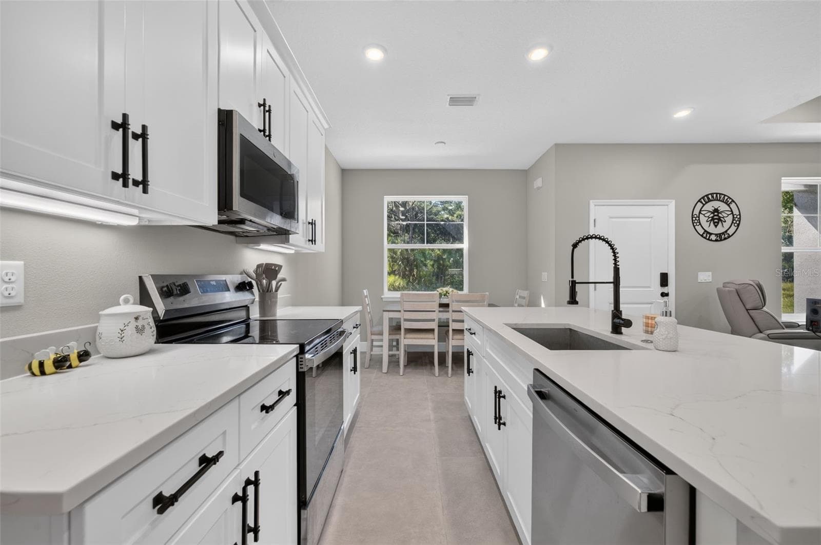 Single Family Residence at 1360 JAYCE CT, GENEVA, photo 9 of 19
