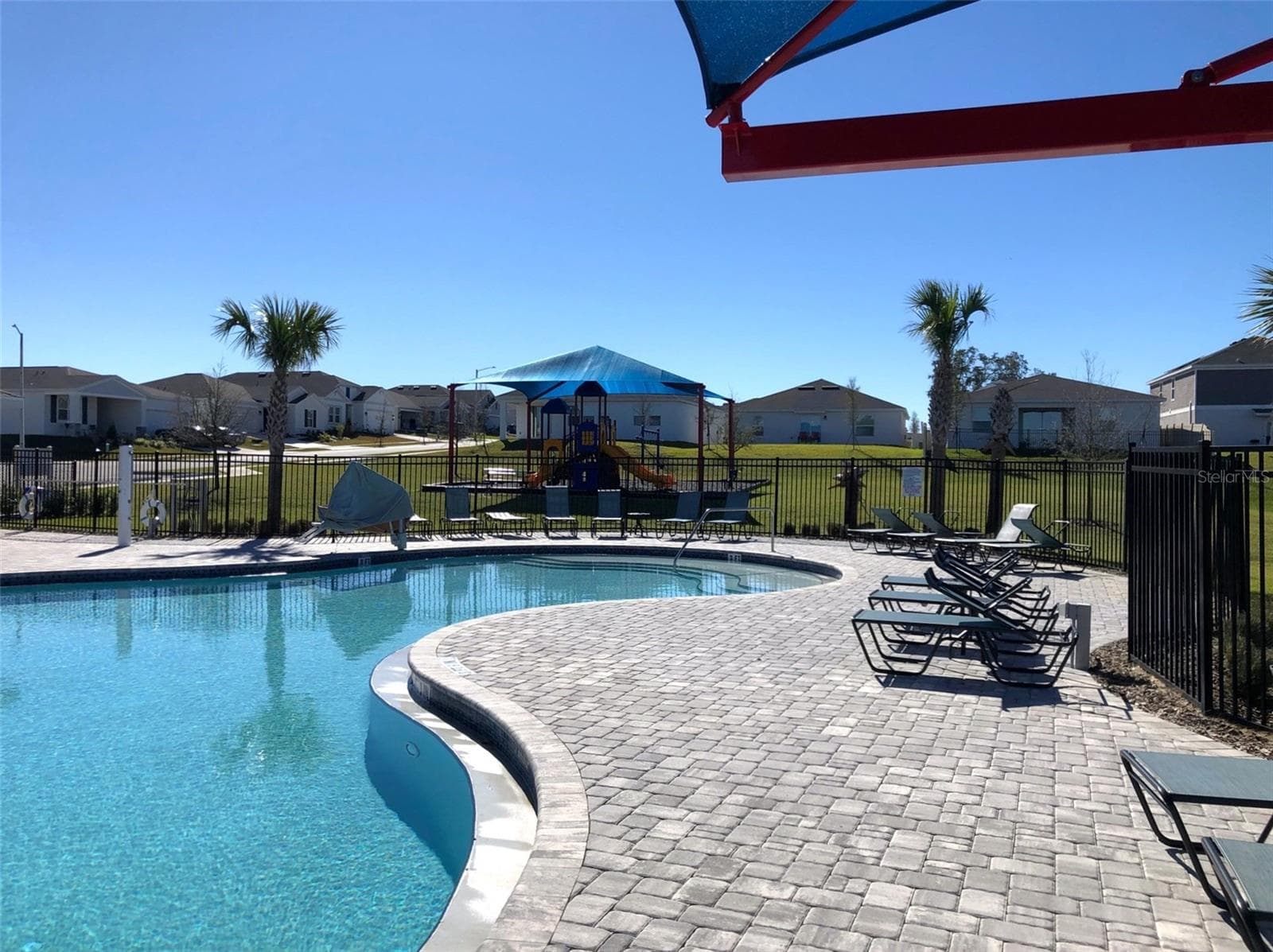 Community Pool - 656 TANARO LN, HAINES CITY