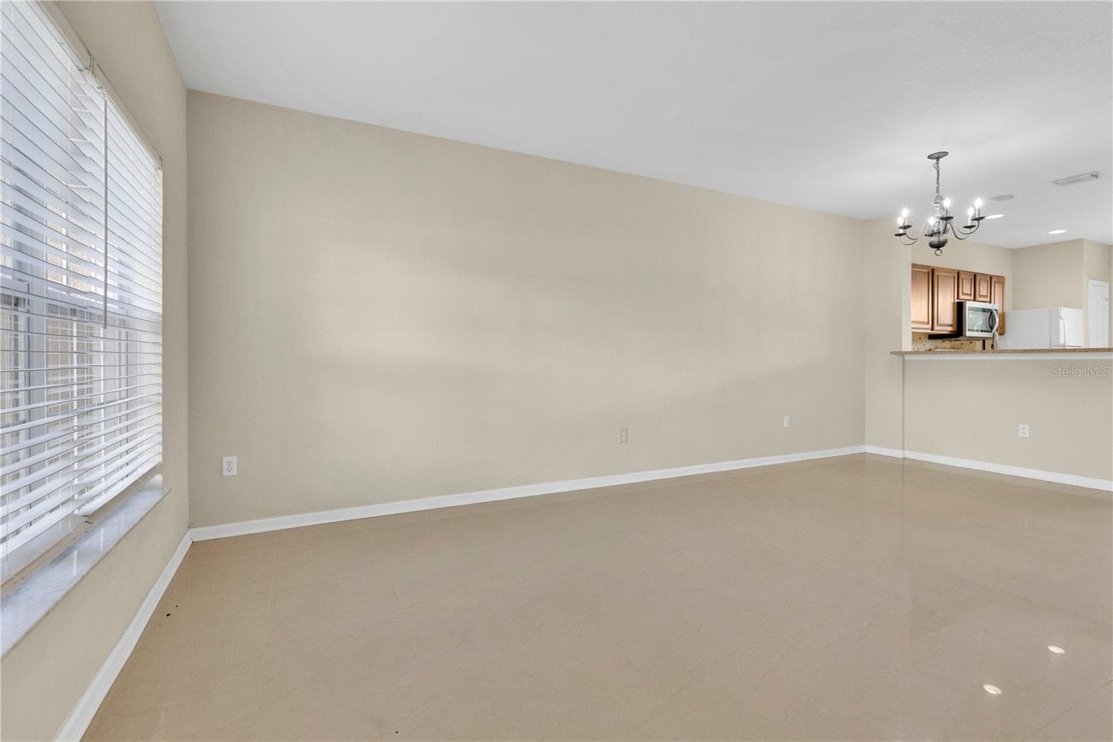 Townhouse at 10173 BESSEMER POND CT, RIVERVIEW, photo 2 of 27