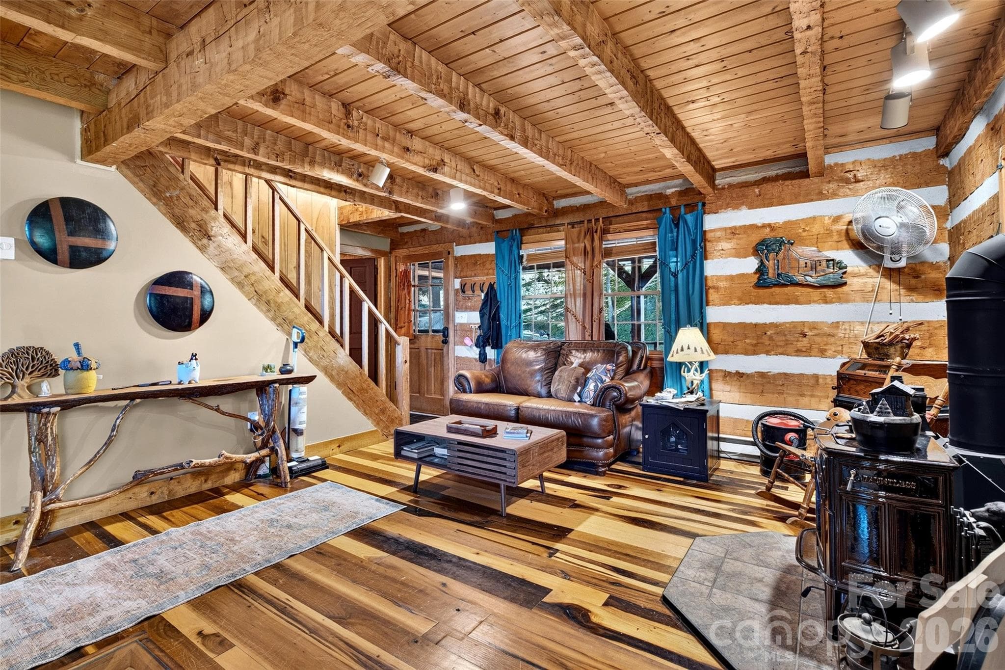 Single Family Residence at 602 Quail Cove Road, Clyde, photo 13 of 48