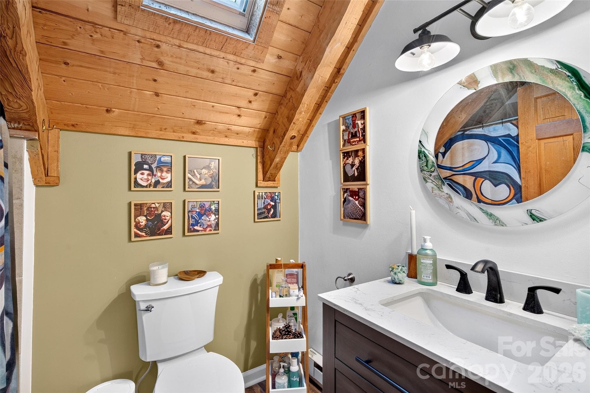 Single Family Residence at 602 Quail Cove Road, Clyde, photo 20 of 48