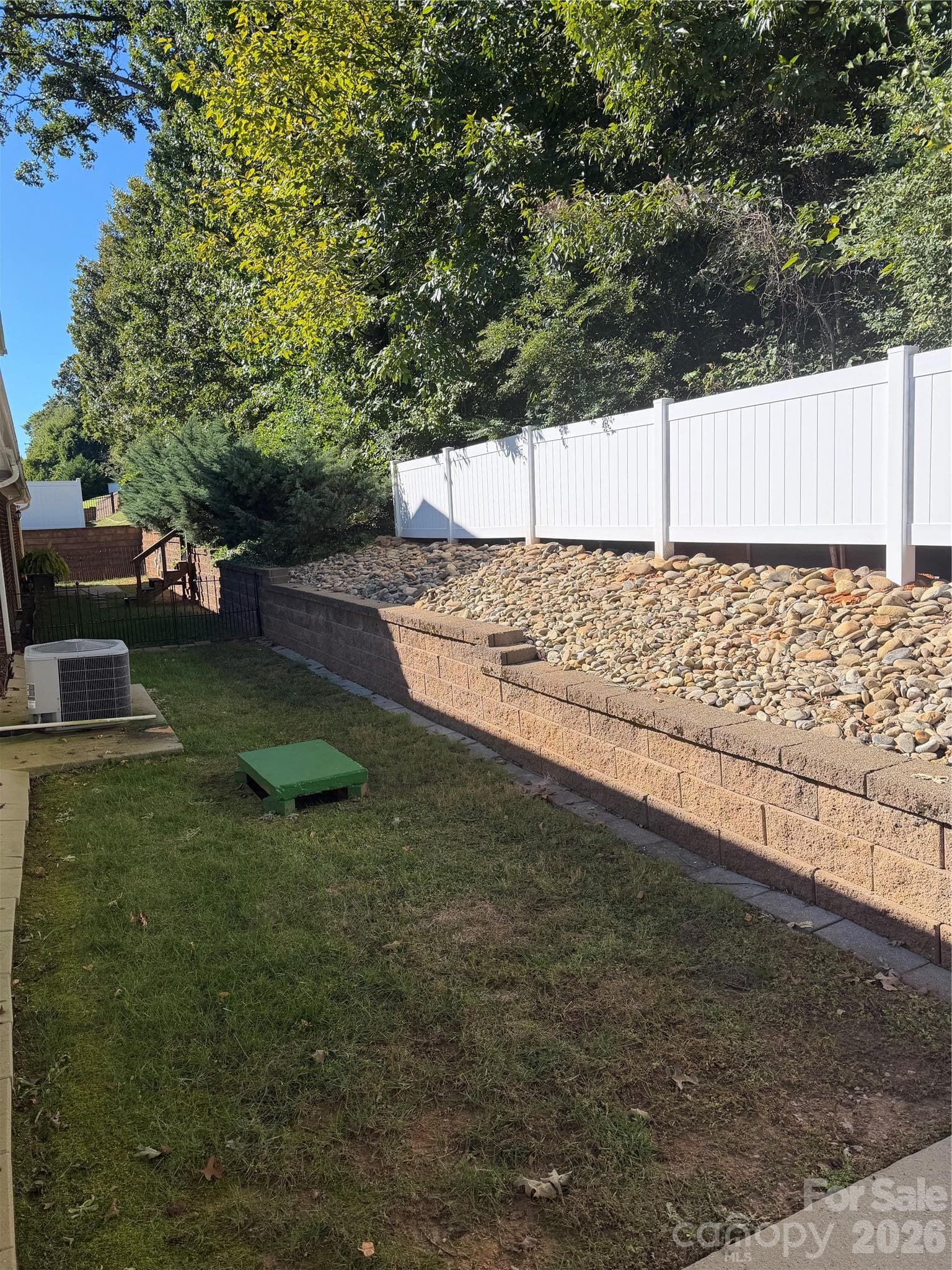 Back - 207 Crystal Springs Lane, Shelby