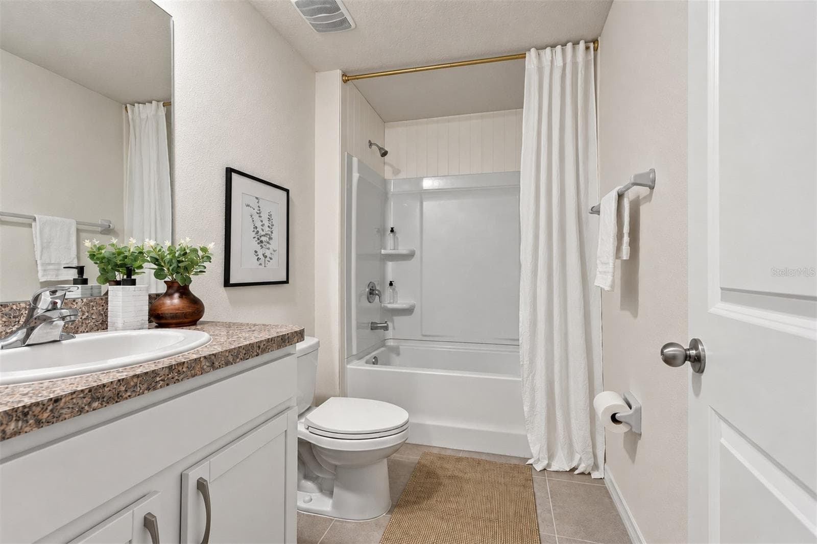 Guest Bathroom - 1011 Tidal Rock Ave - 1011 TIDAL ROCK AVE, RUSKIN