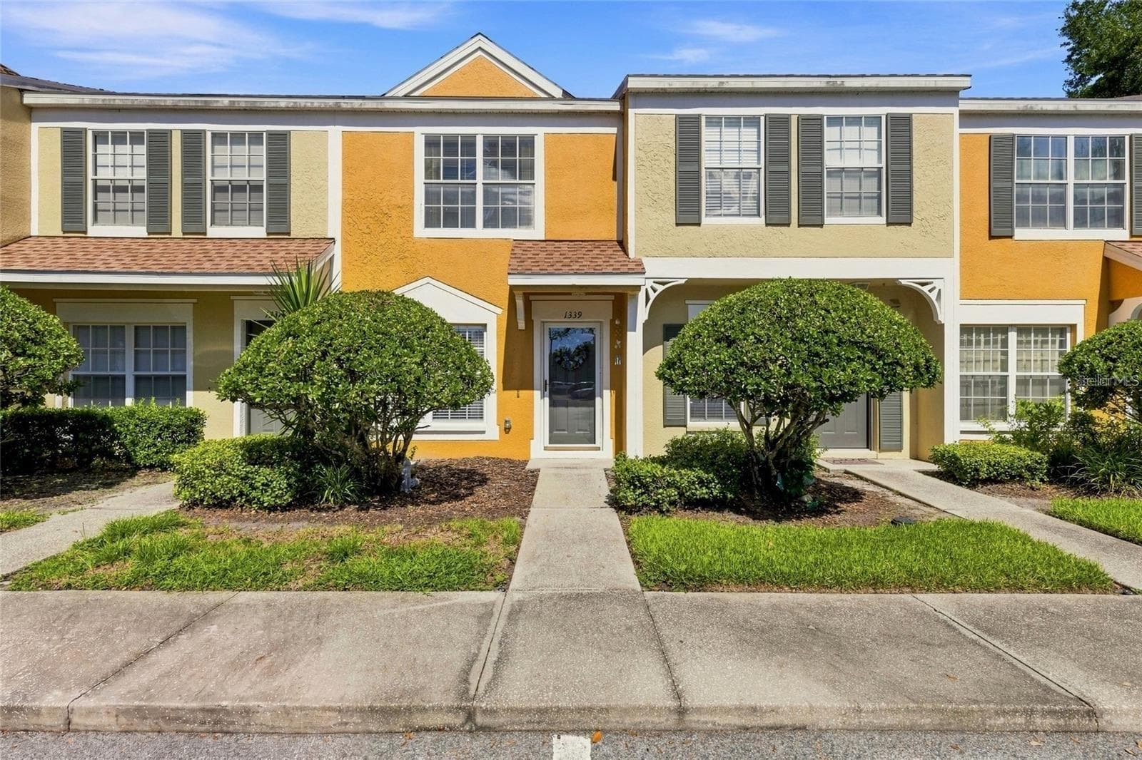 1339 COSTA MESA DR