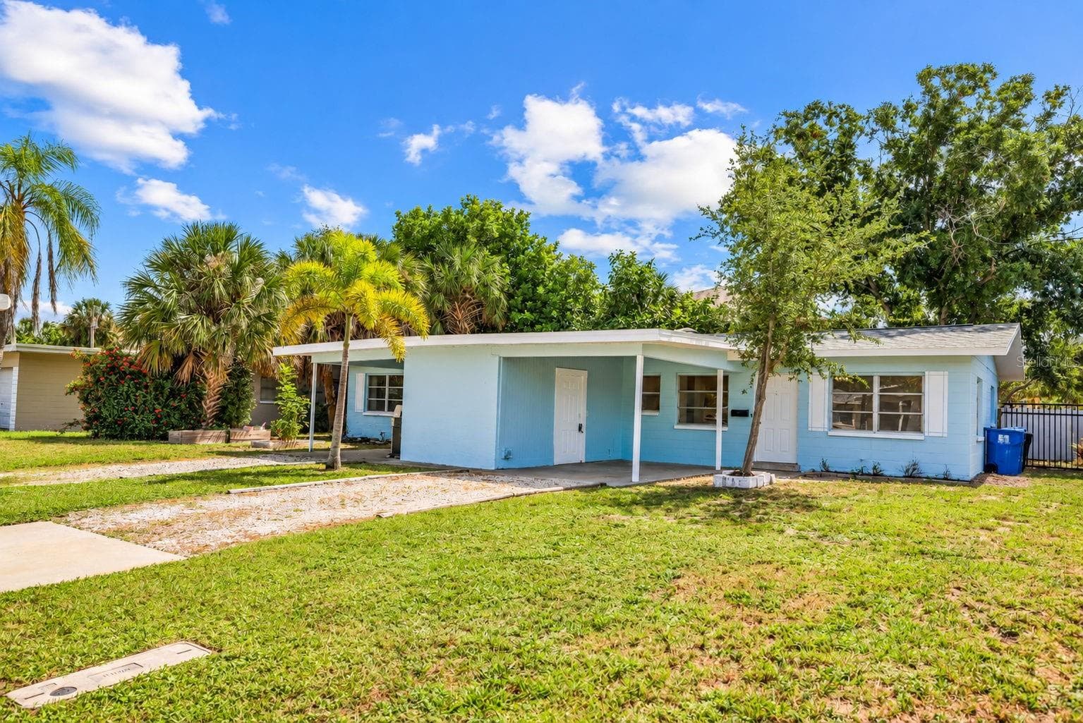 Unit 2- is on the right side-vacant - 173 38TH AVE SE, ST PETERSBURG