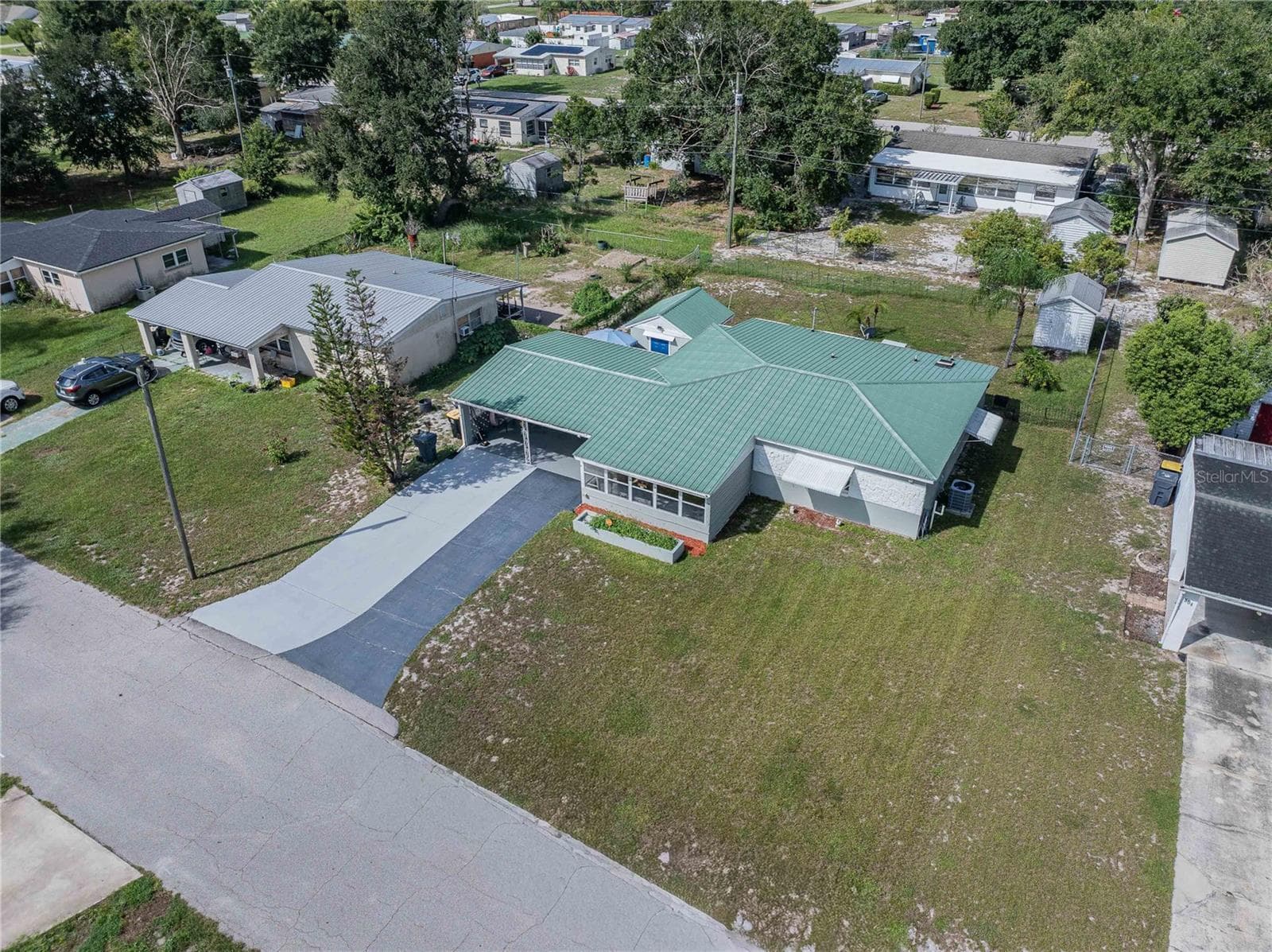 506 THOMAS AVE