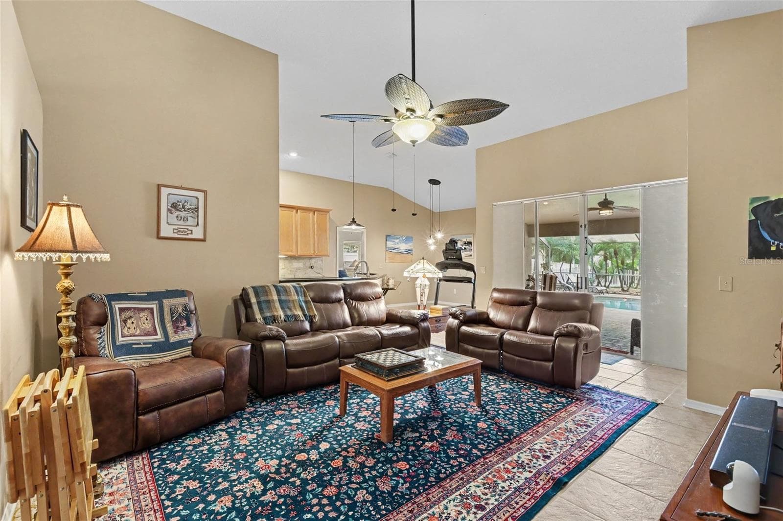 Single Family Residence at 8937 ABERDEEN CREEK CIR, RIVERVIEW, photo 14 of 33