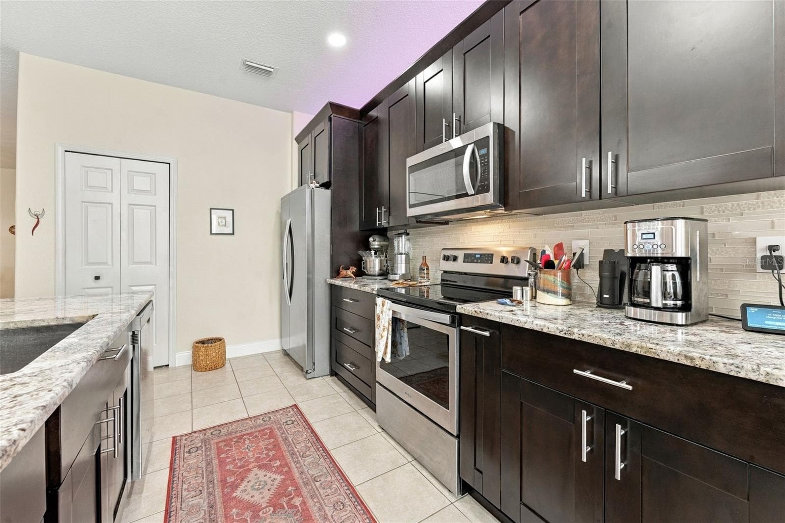 Townhouse at 9234 STONE RIVER PL, RIVERVIEW, photo 13 of 55