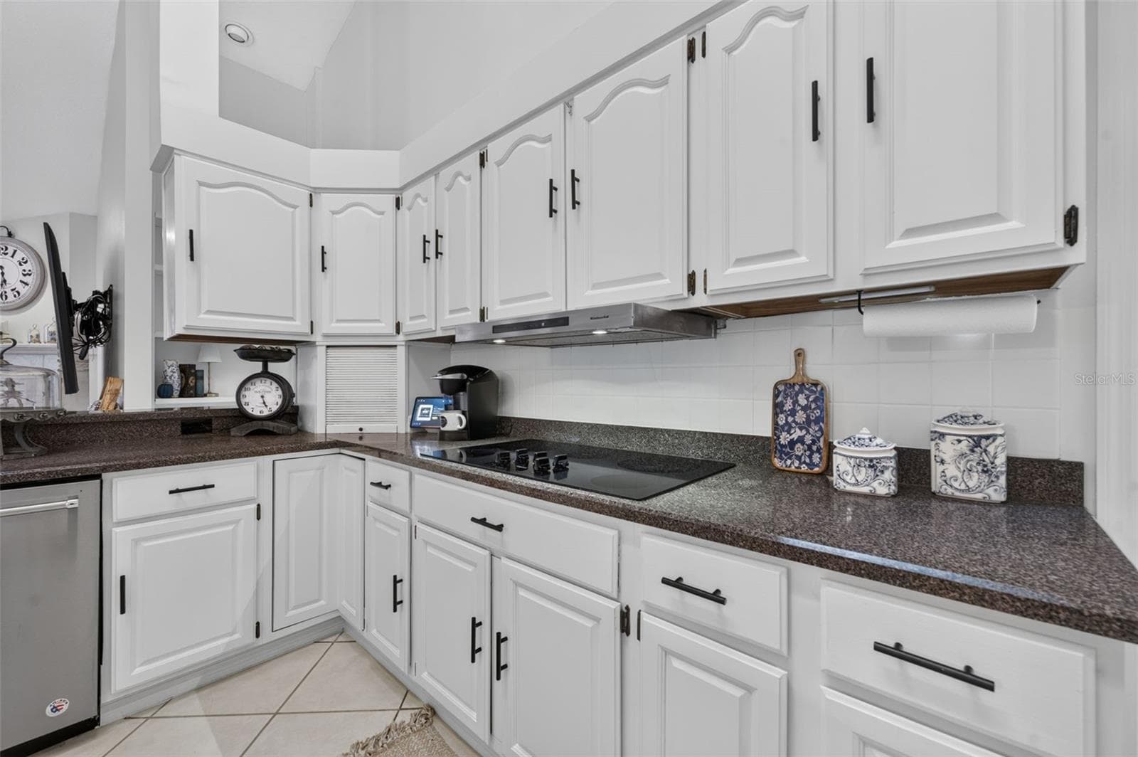 Kitchen - 635 CHOCKTAW STREET, LAKE MARY