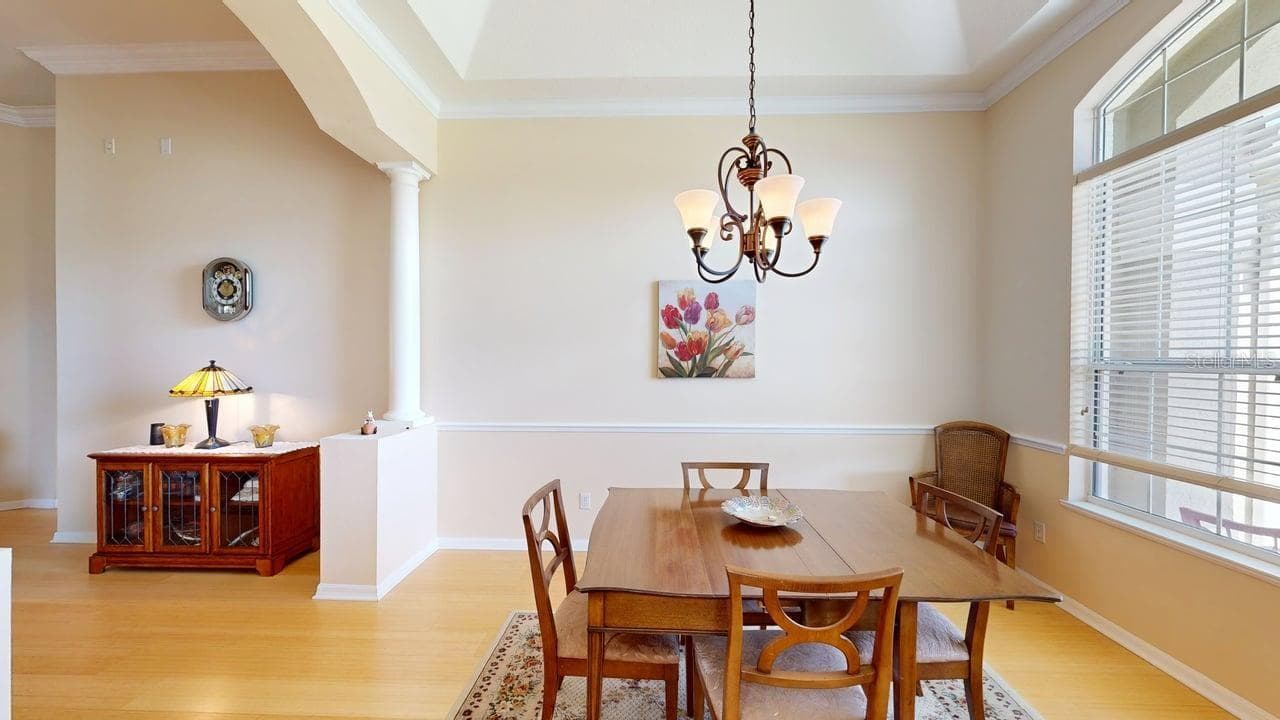Single Family Residence at 13211 LAKESHORE GROVE DRIVE, WINTER GARDEN, photo 5 of 59