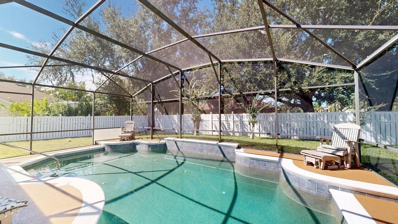 Single Family Residence at 13211 LAKESHORE GROVE DRIVE, WINTER GARDEN, photo 15 of 59