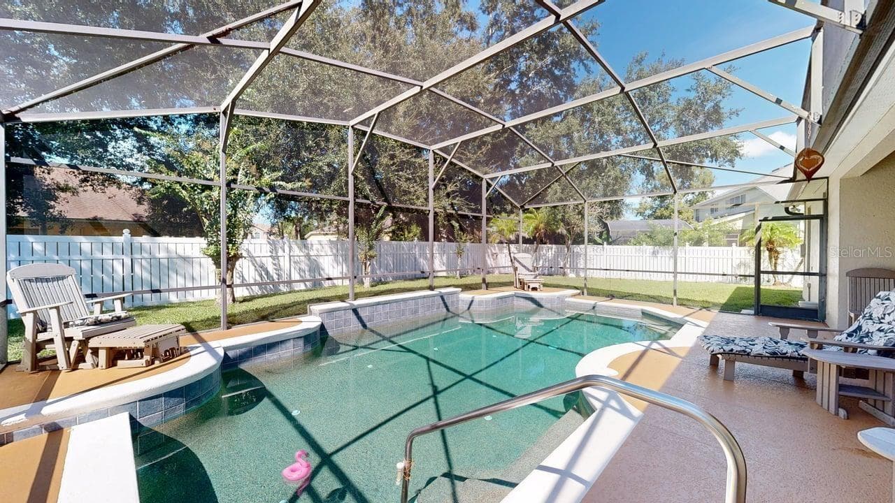 Single Family Residence at 13211 LAKESHORE GROVE DRIVE, WINTER GARDEN, photo 17 of 59