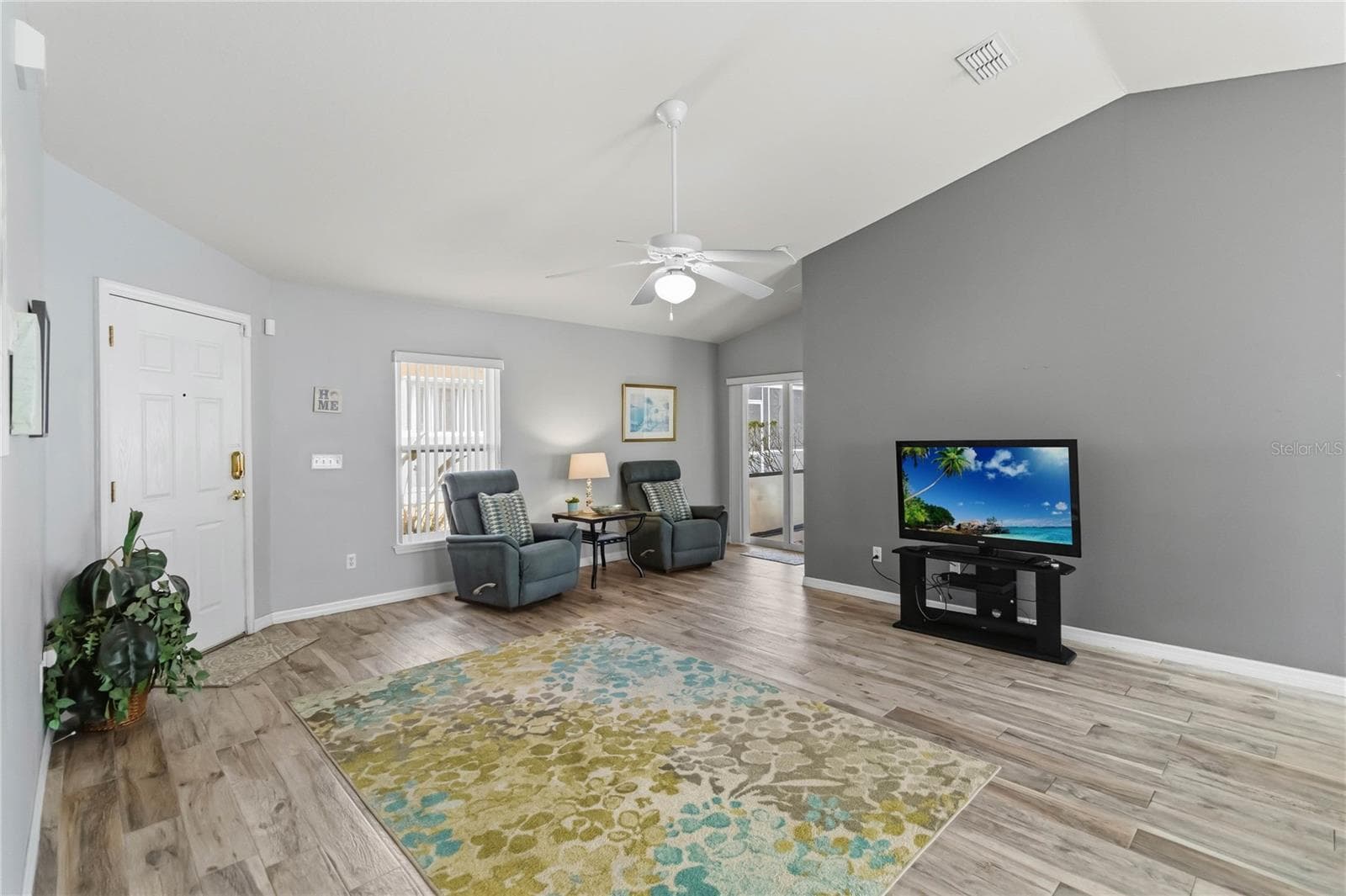 Single Family Residence at 332 SCRUB JAY WAY, DAVENPORT, photo 6 of 25