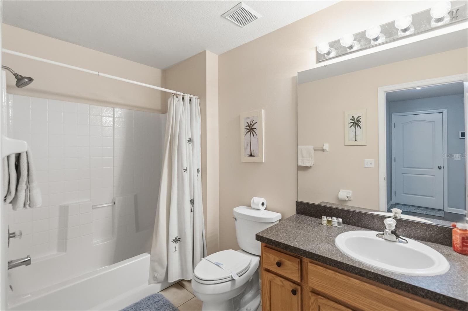 Single Family Residence at 332 SCRUB JAY WAY, DAVENPORT, photo 16 of 25