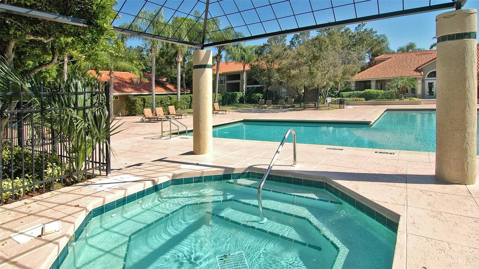 Spa - 4025 CROCKERS LAKE BLVD #22, SARASOTA