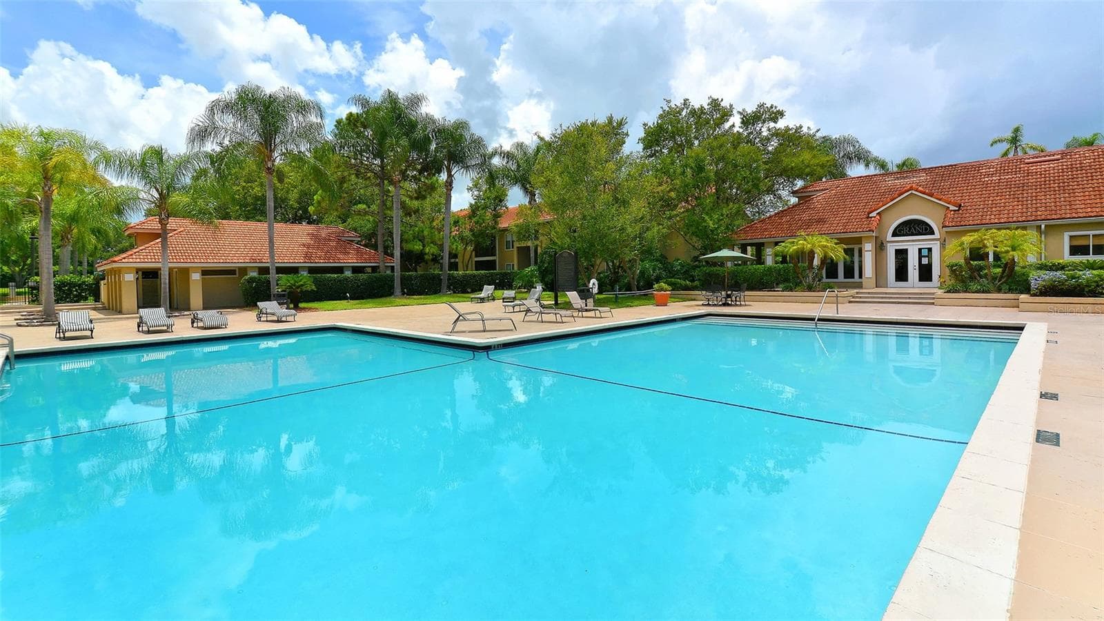 Main Pool - 4025 CROCKERS LAKE BLVD #22, SARASOTA