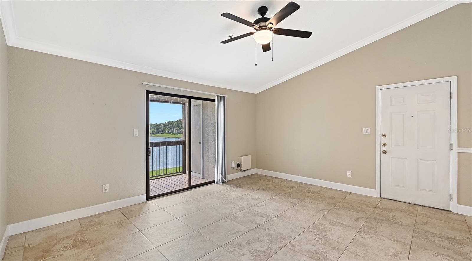 Living Room - 4025 CROCKERS LAKE BLVD #22, SARASOTA
