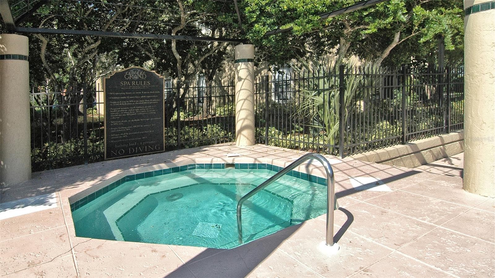 Condominium at 4025 CROCKERS LAKE BLVD #22, SARASOTA, photo 40 of 64