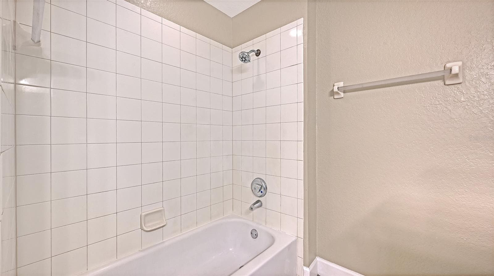 Condominium at 4025 CROCKERS LAKE BLVD #22, SARASOTA, photo 47 of 64
