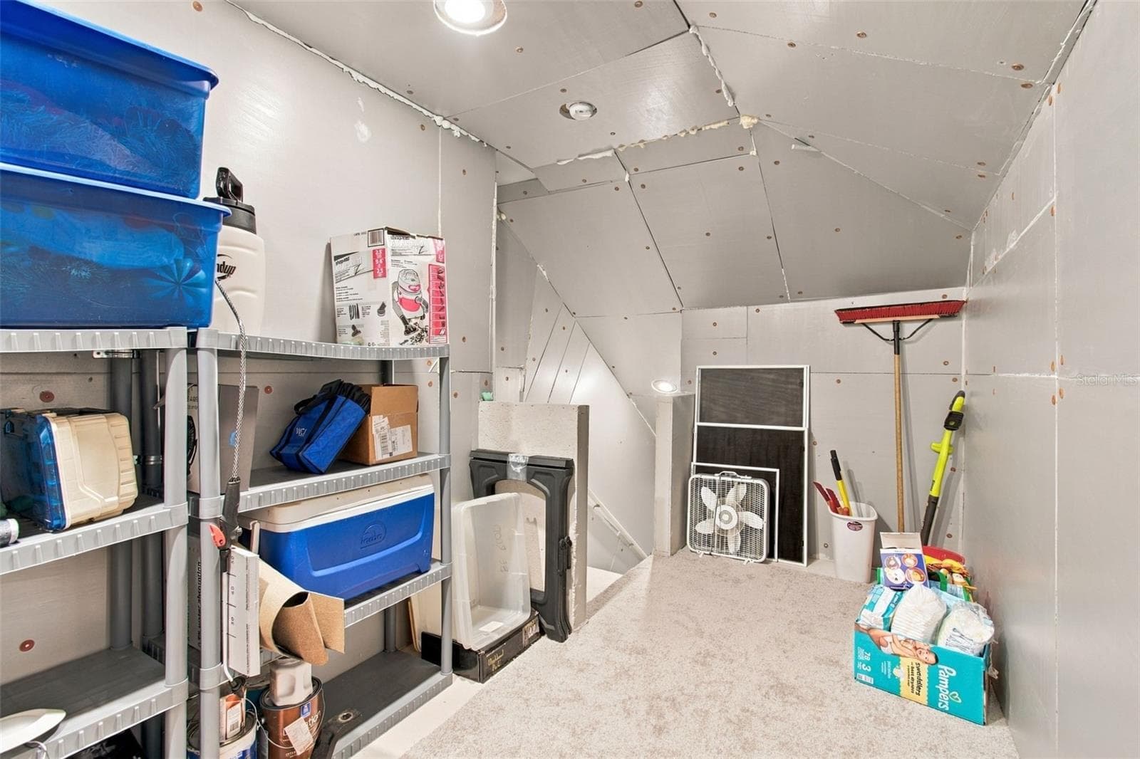 Insulated Storage Room - 5020 SOUTHERN VALLEY LOOP, BROOKSVILLE